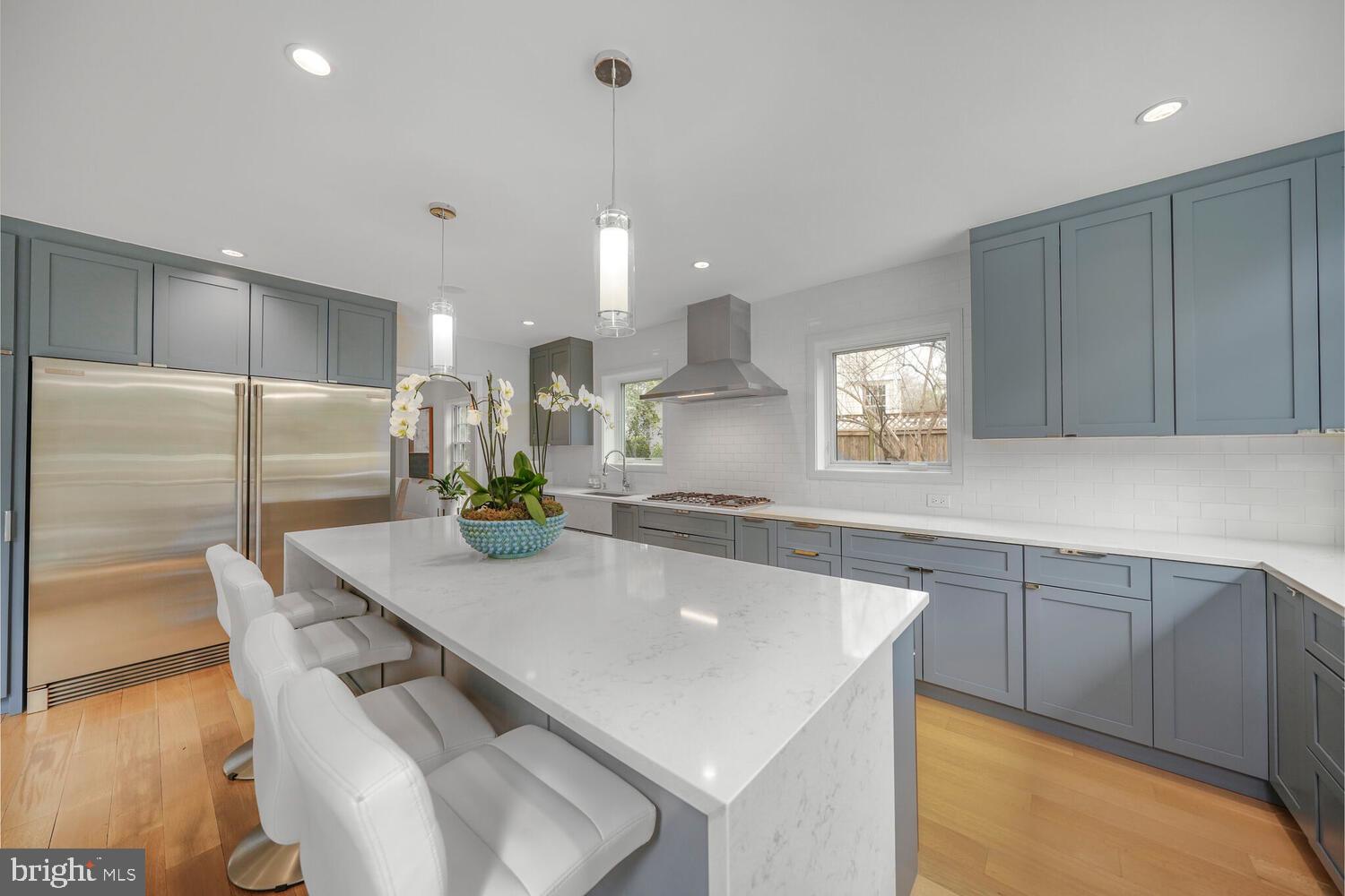 SPRING VALLEY - Residential