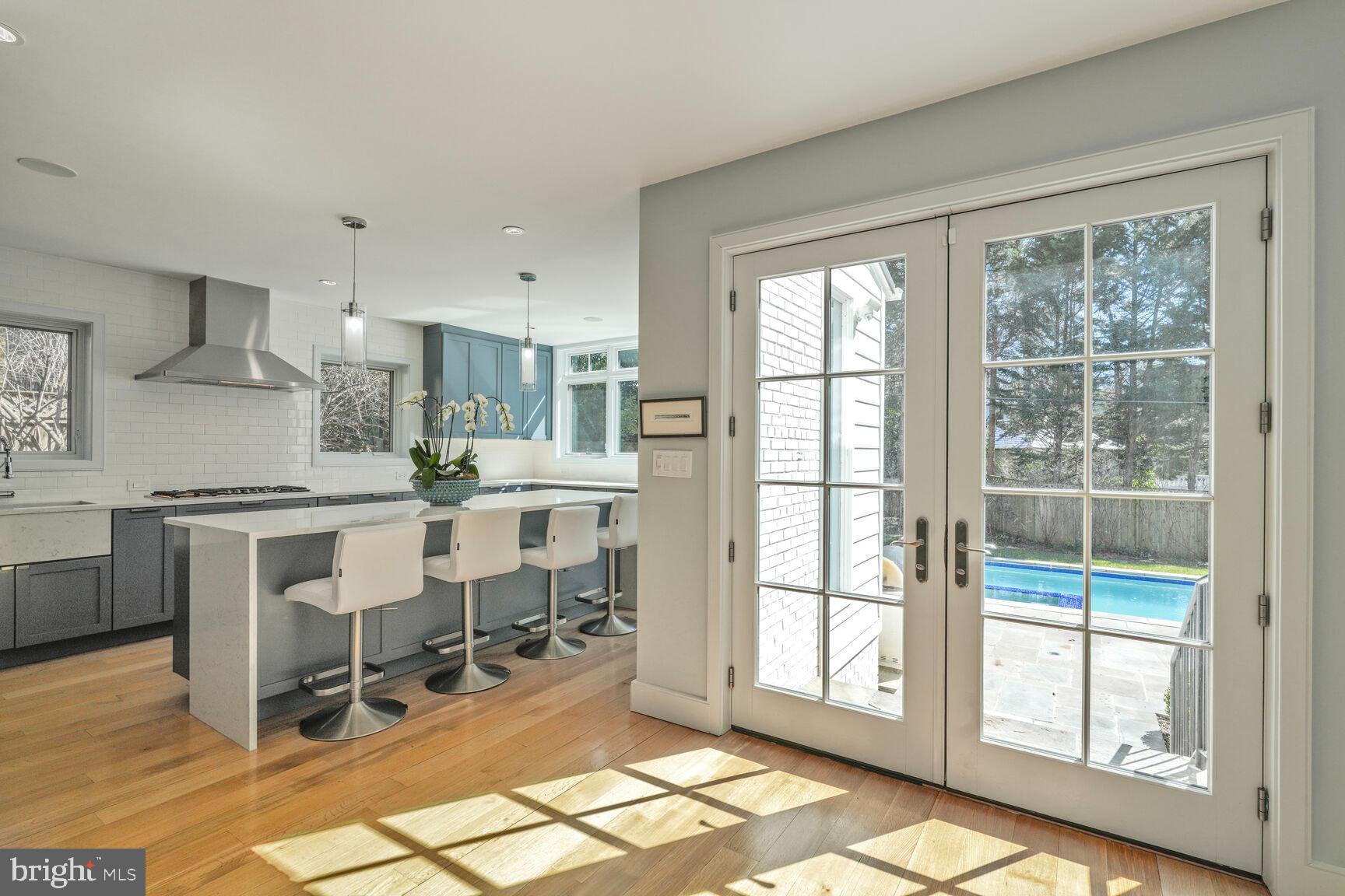 SPRING VALLEY - Residential