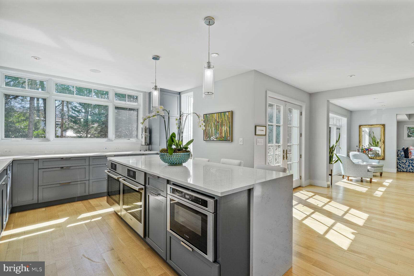SPRING VALLEY - Residential