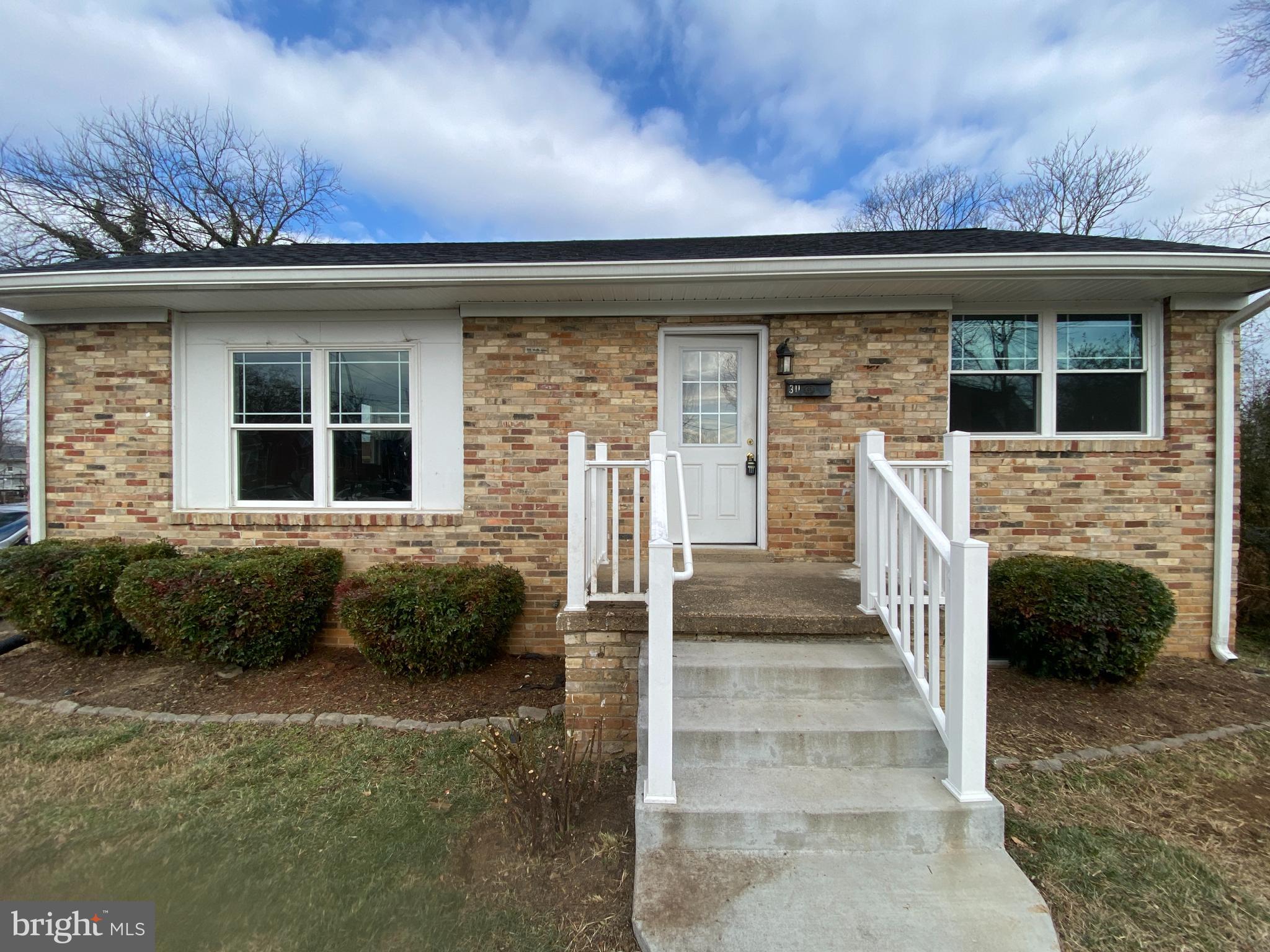 MAYFIELD - Residential Lease