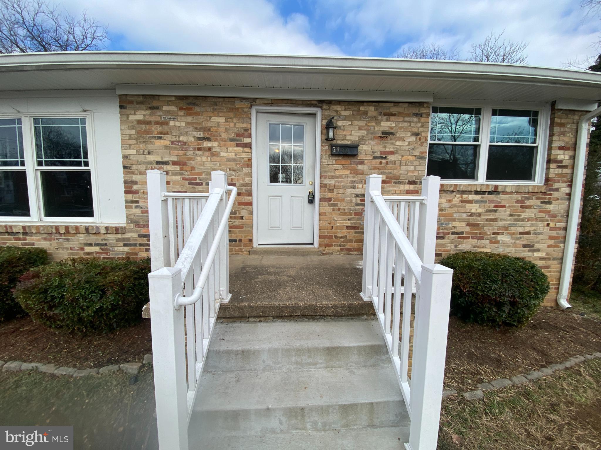 MAYFIELD - Residential Lease