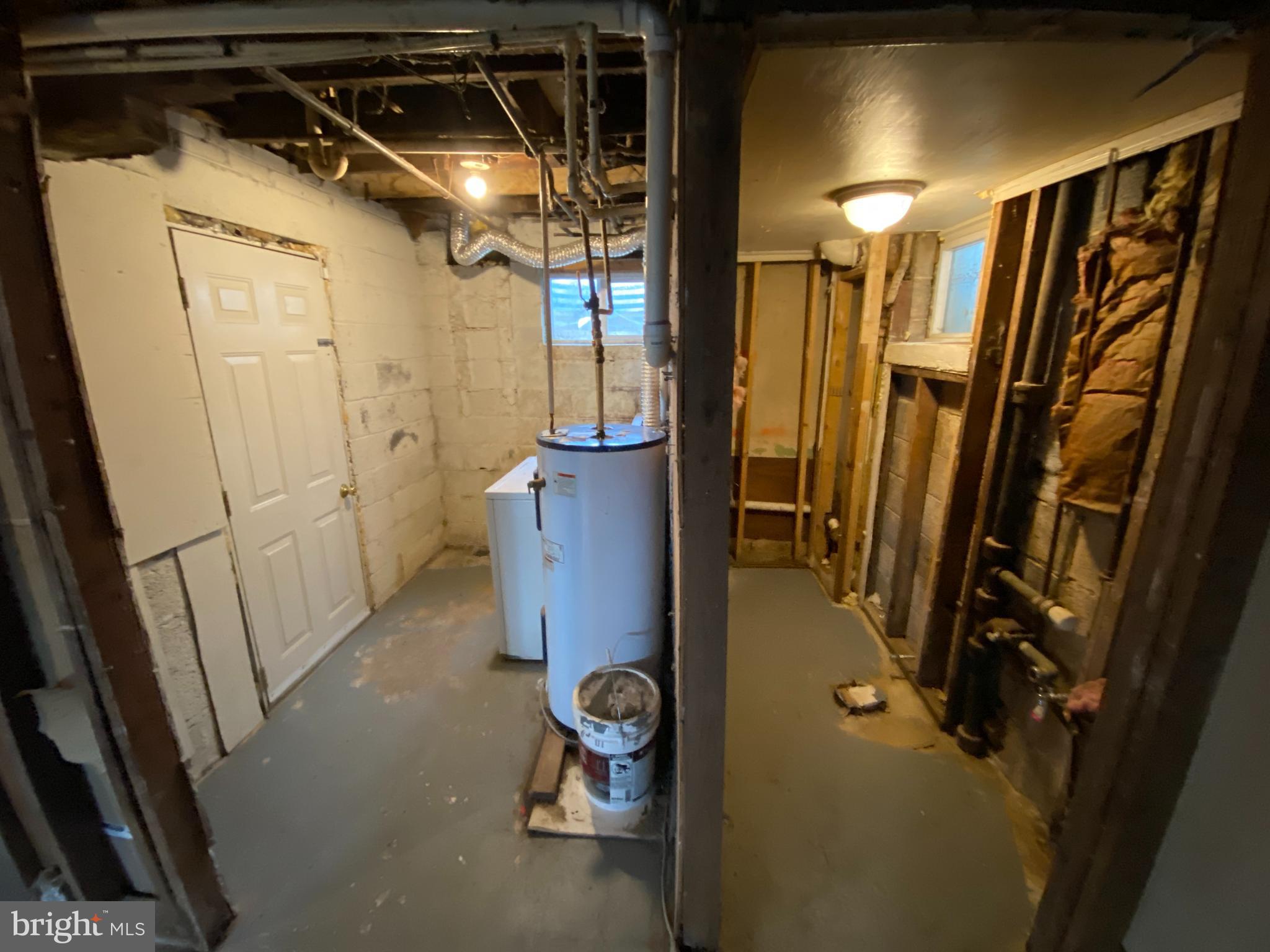 MAYFIELD - Residential Lease