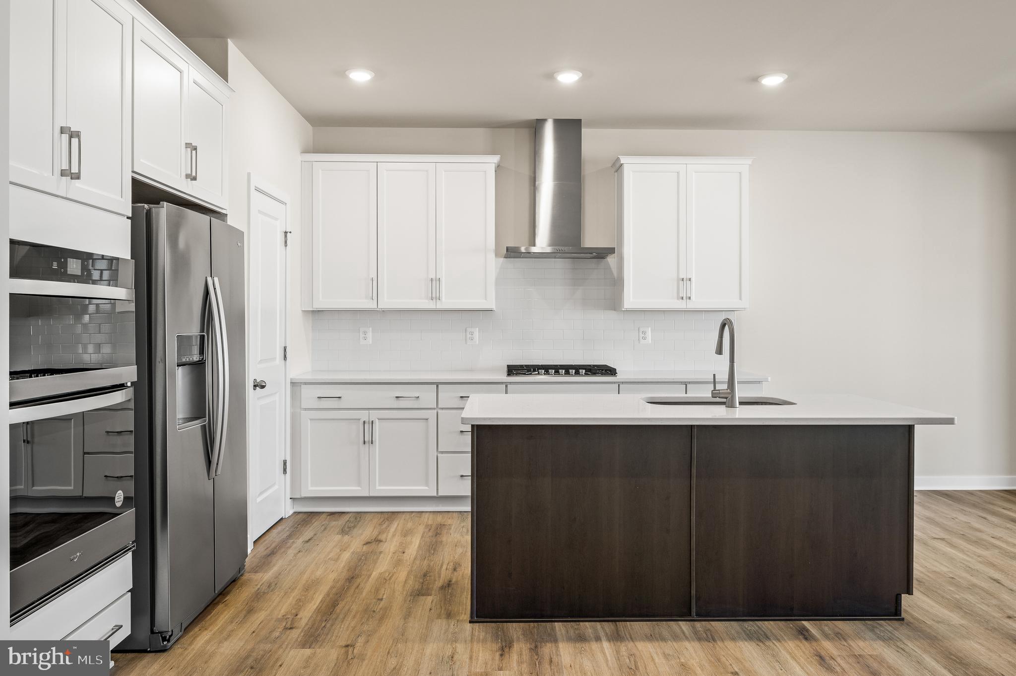 COLONY AT SUMMIT BRIDGE EAST - Residential