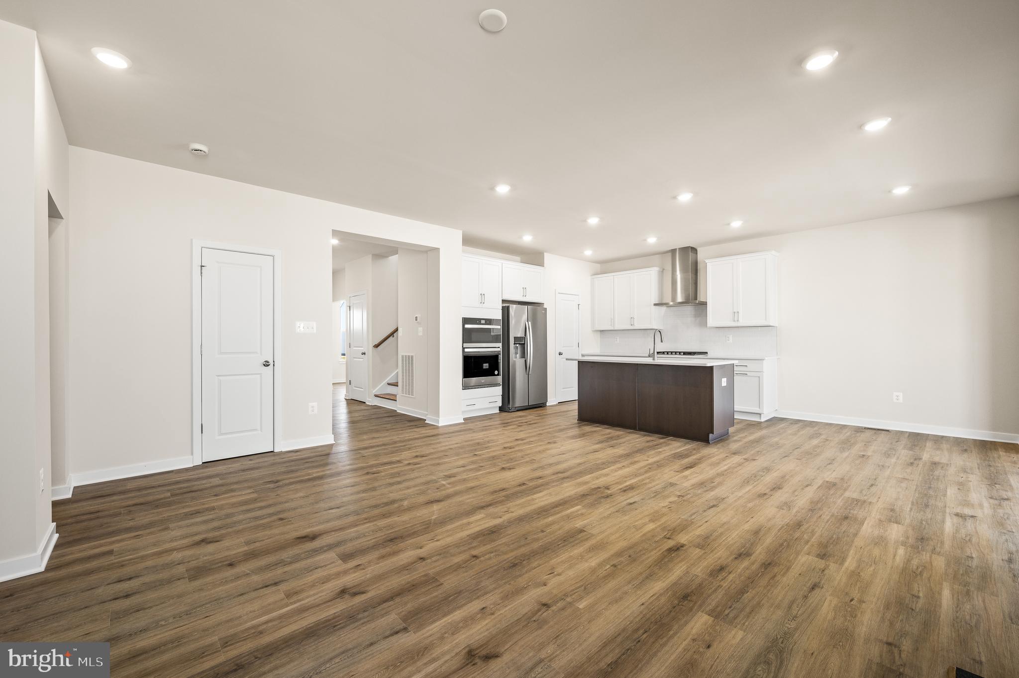 COLONY AT SUMMIT BRIDGE EAST - Residential