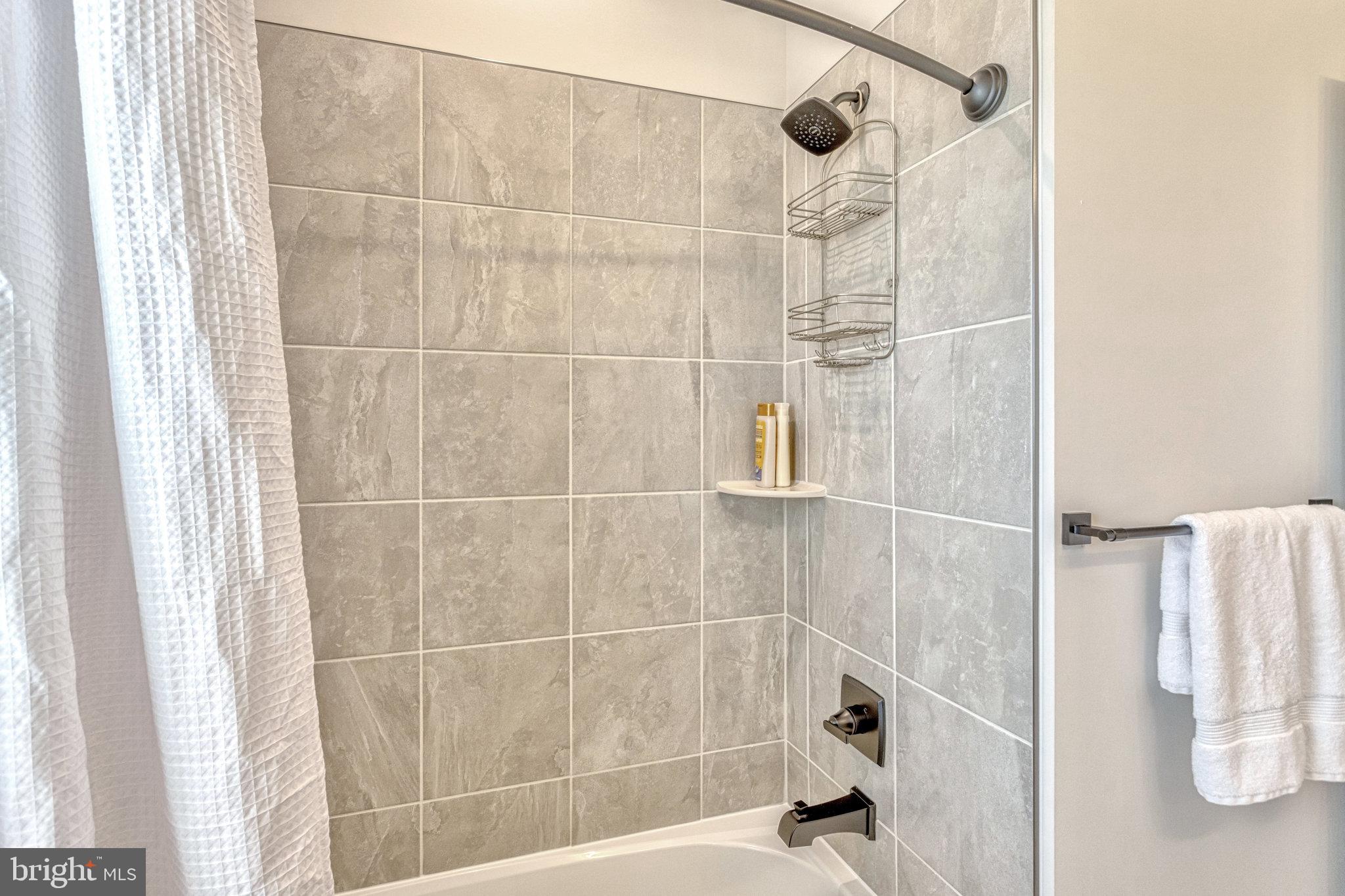 POTOMAC SHORES - Residential