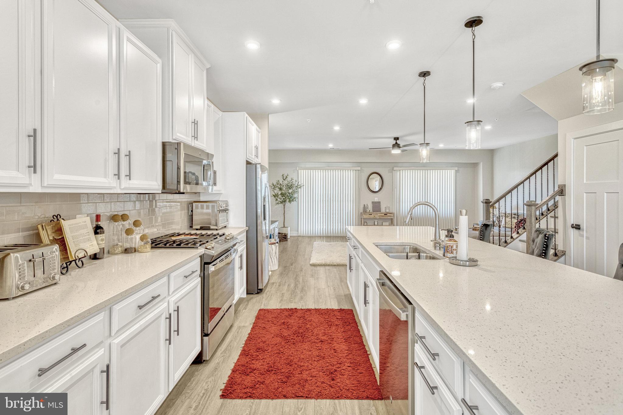 POTOMAC SHORES - Residential