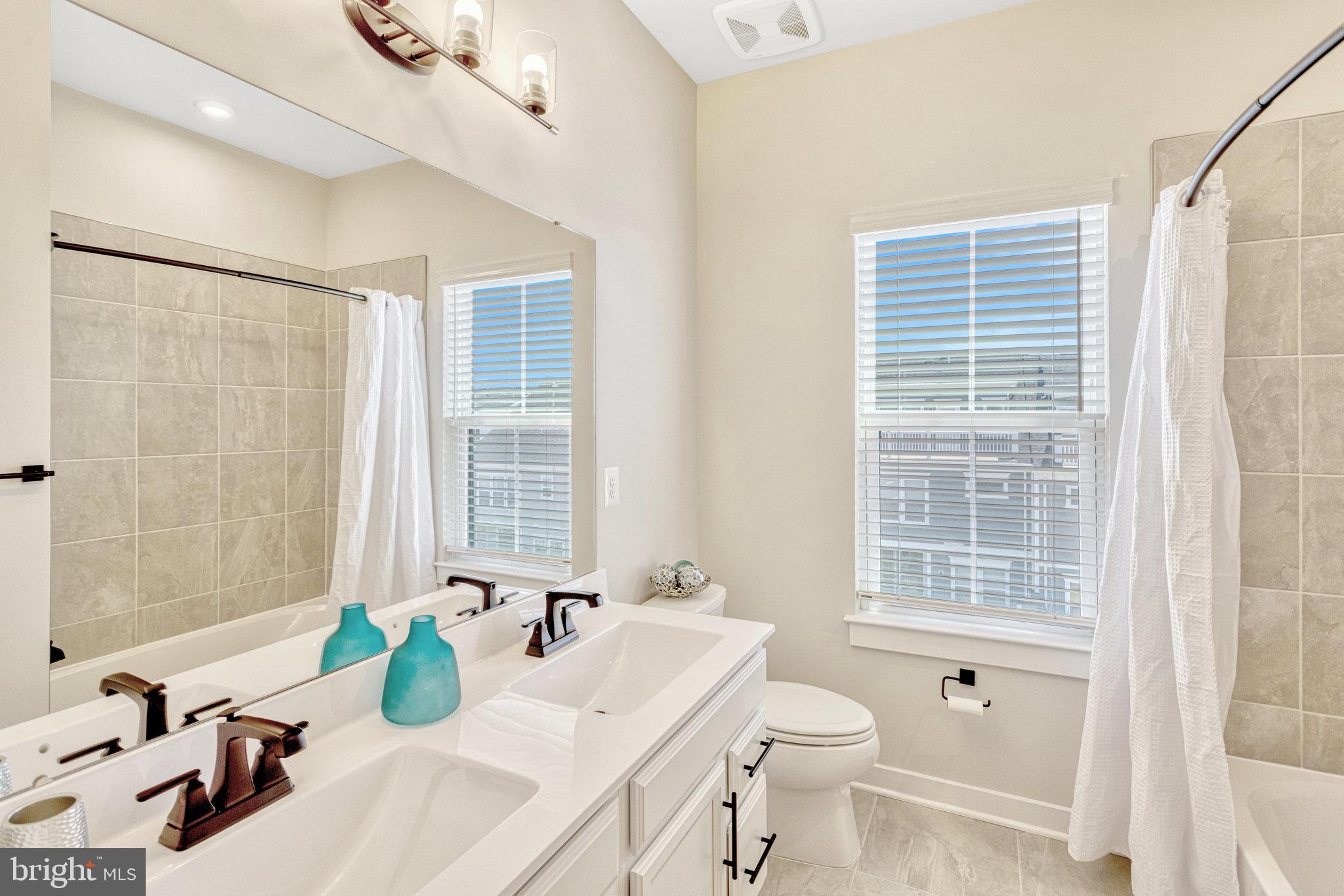POTOMAC SHORES - Residential