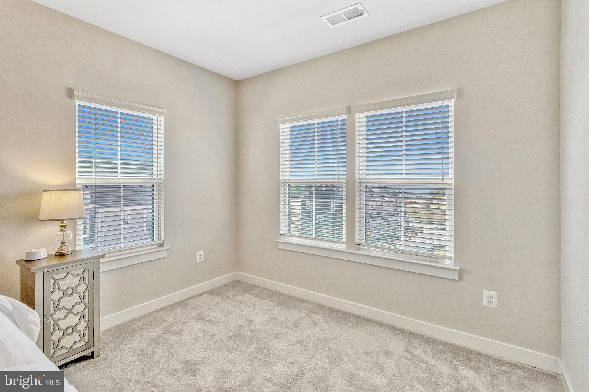 POTOMAC SHORES - Residential