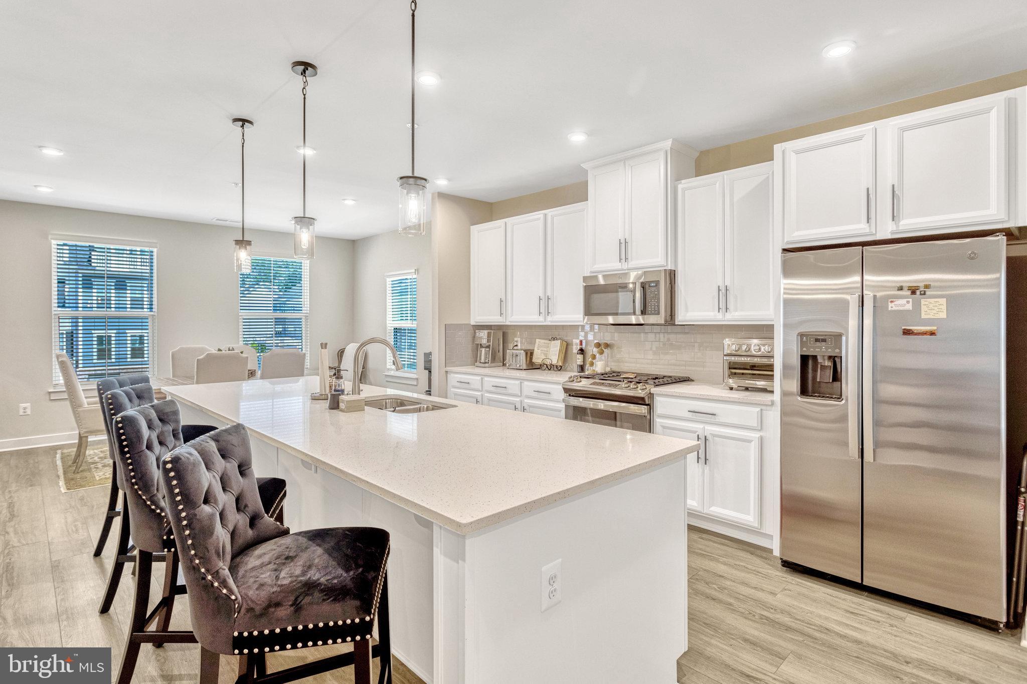 POTOMAC SHORES - Residential