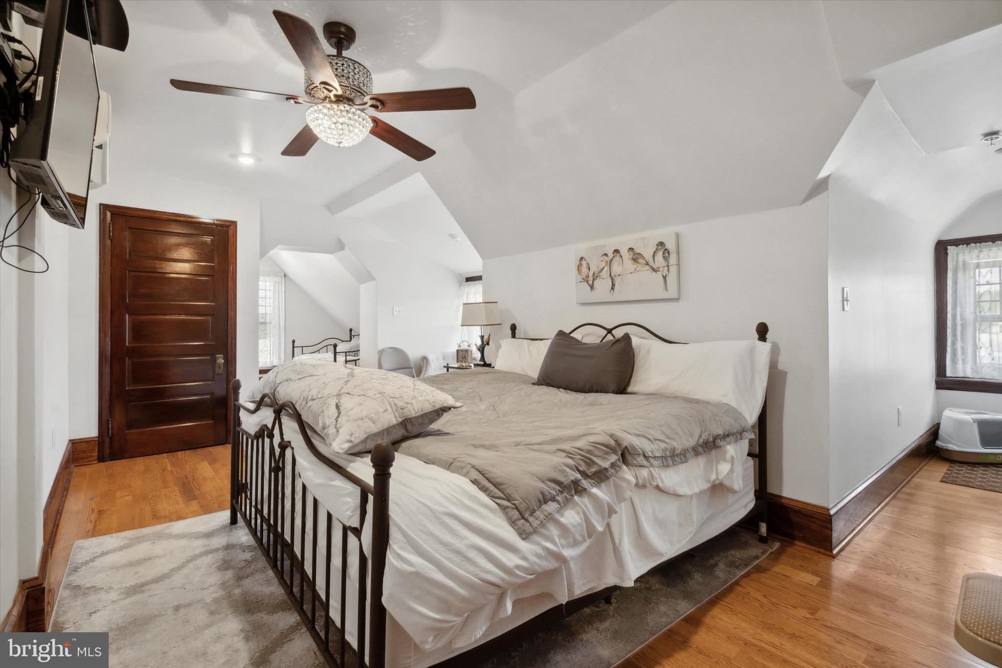 CONSHOHOCKEN - Residential