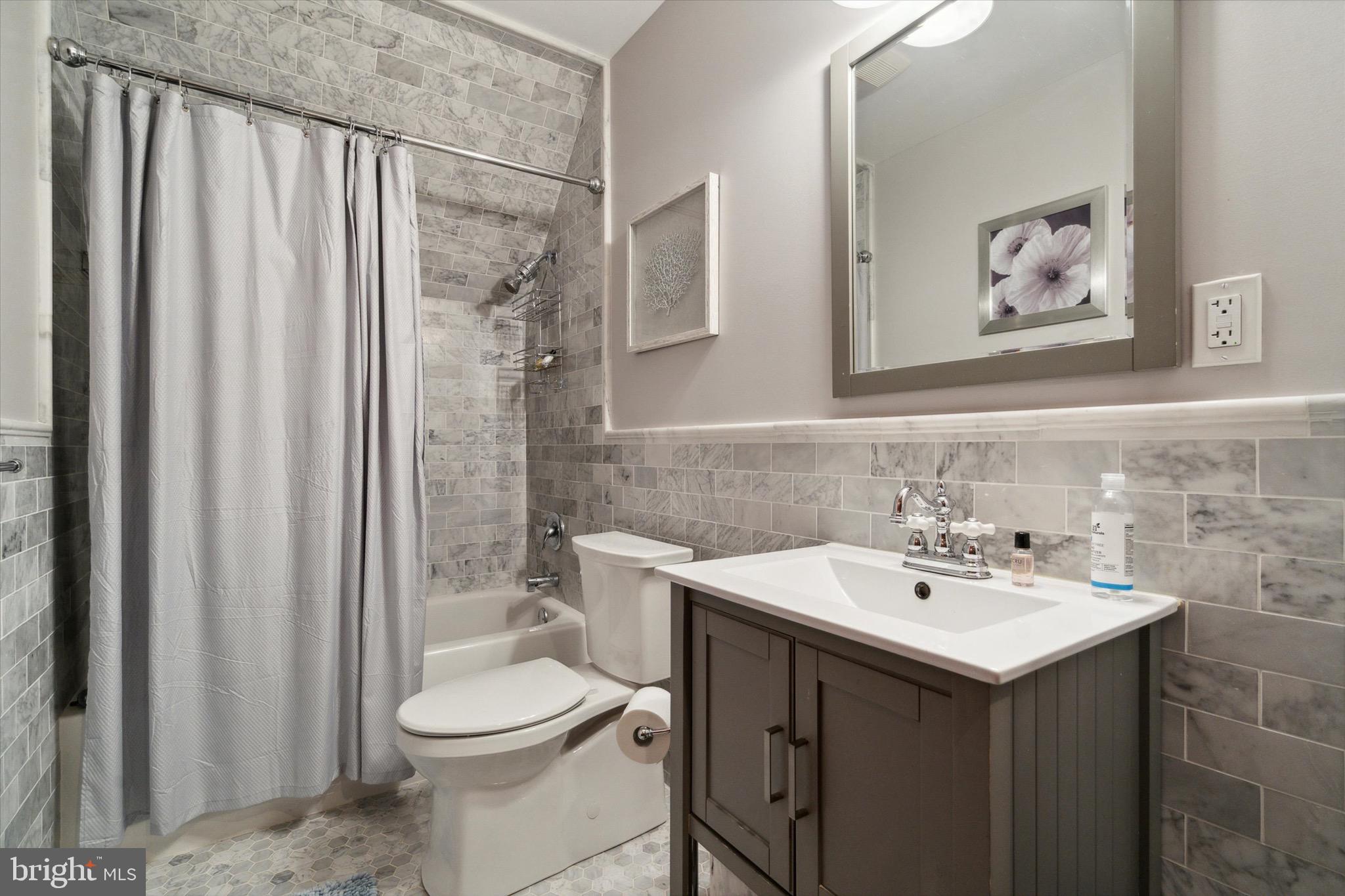 CONSHOHOCKEN - Residential