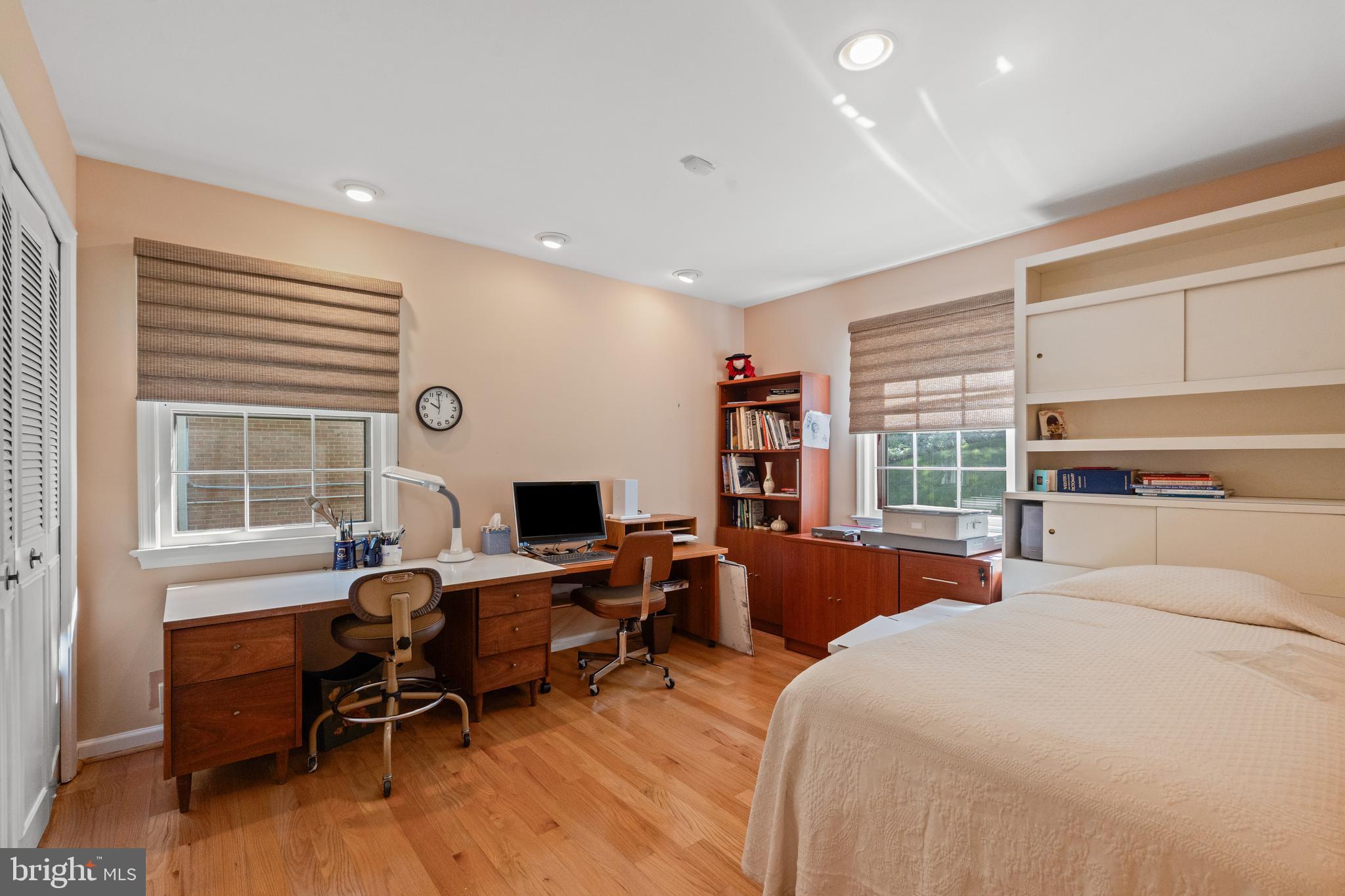 NORTH SPRINGBROOK - Residential