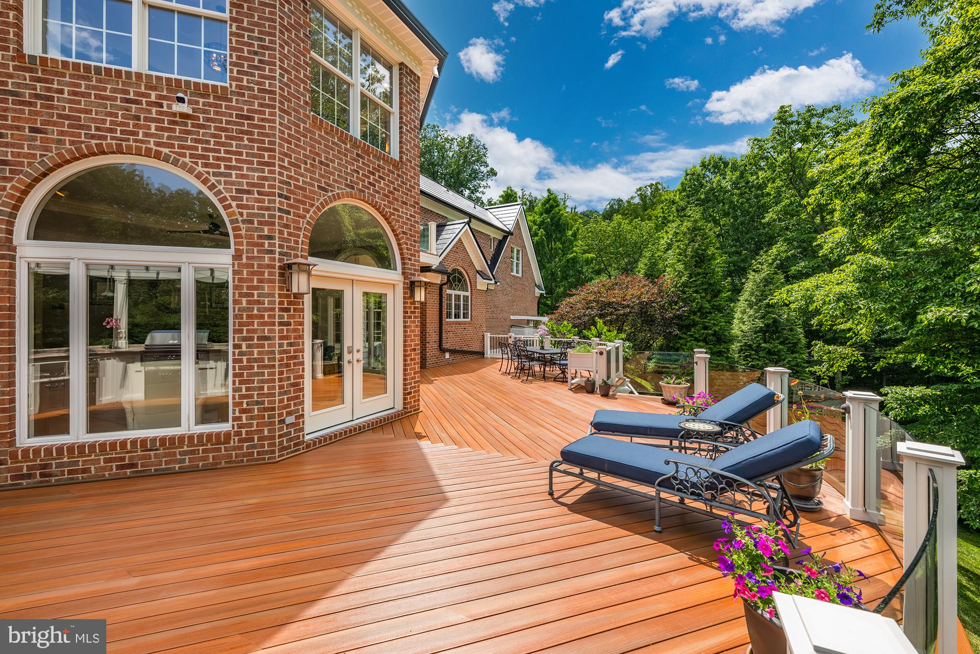 BARCLAY WOODS - Residential