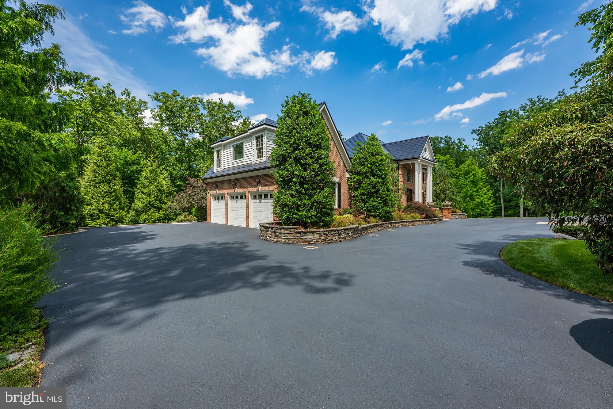 BARCLAY WOODS - Residential