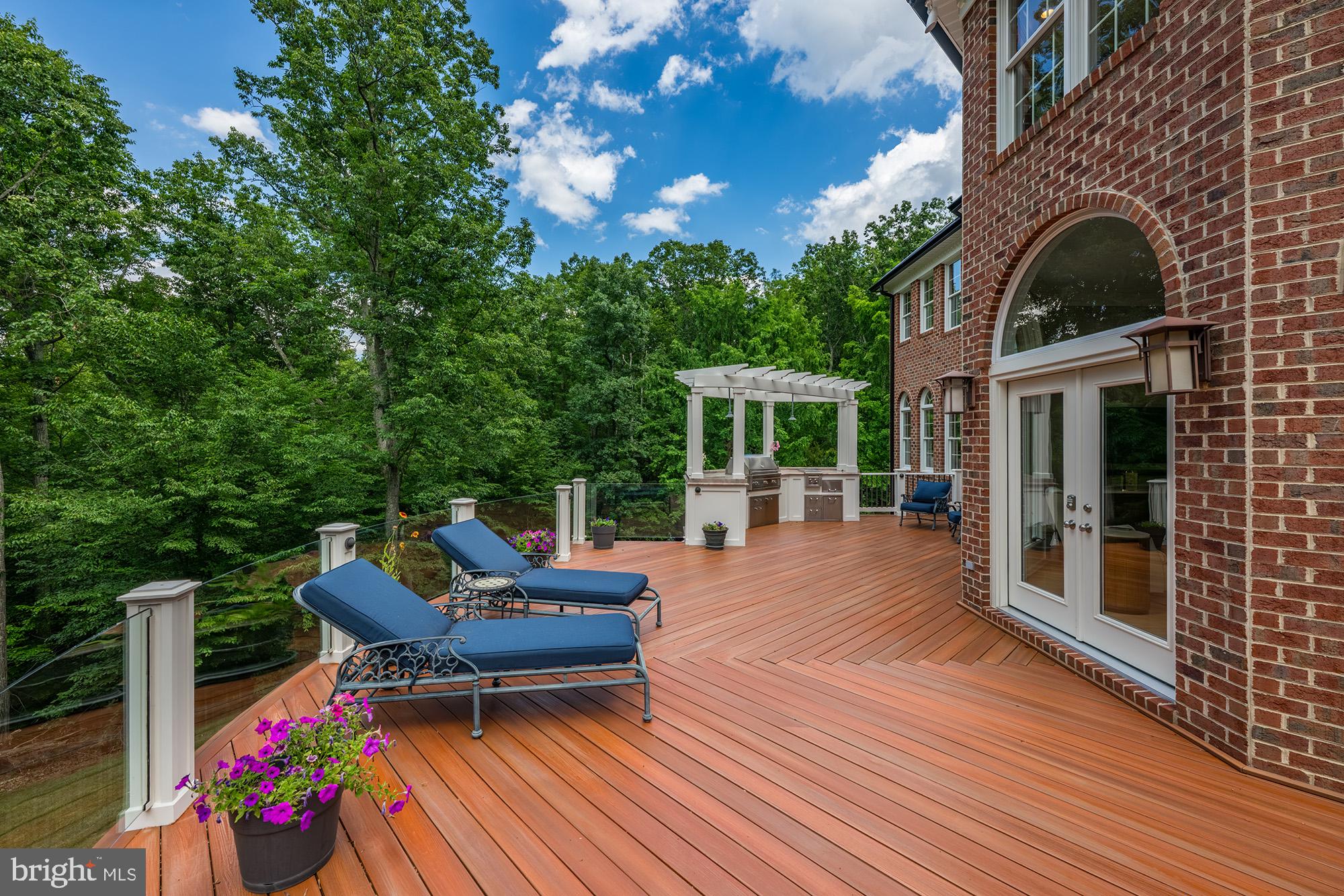 BARCLAY WOODS - Residential