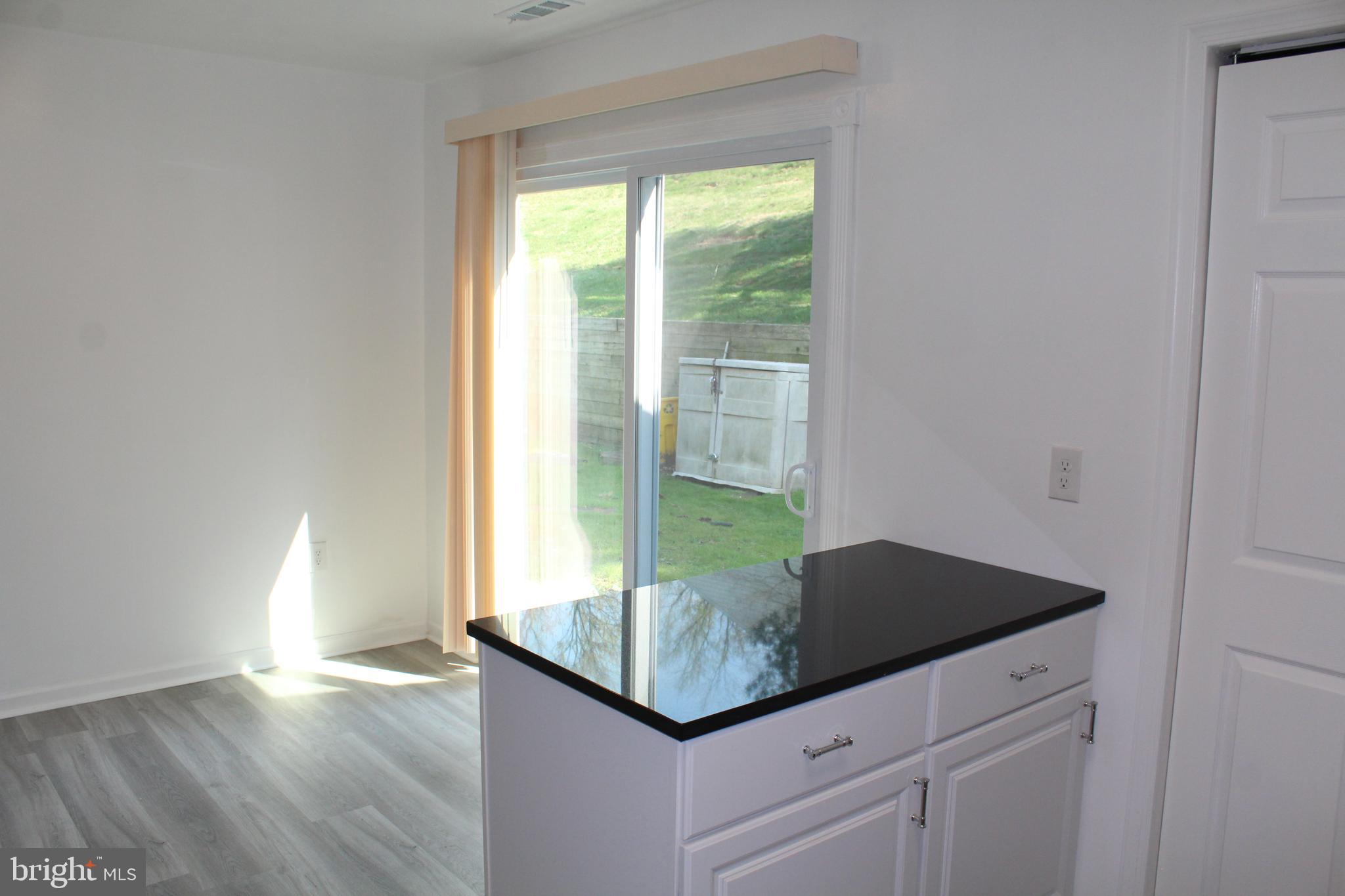 HERITAGE HILL CONDO - Residential