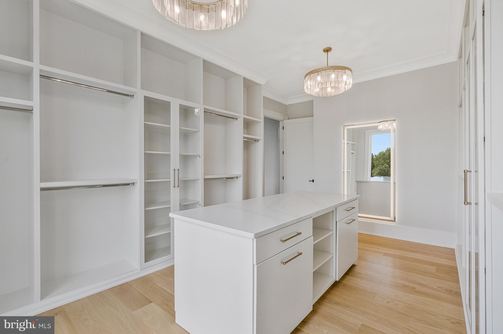 WEST LANGLEY - Residential