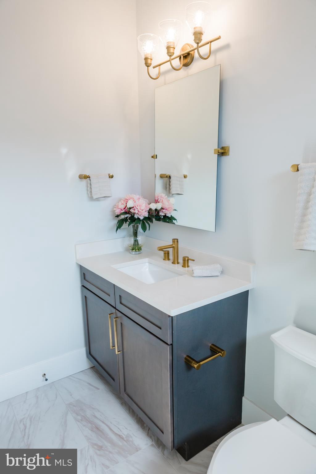 WEST LANGLEY - Residential