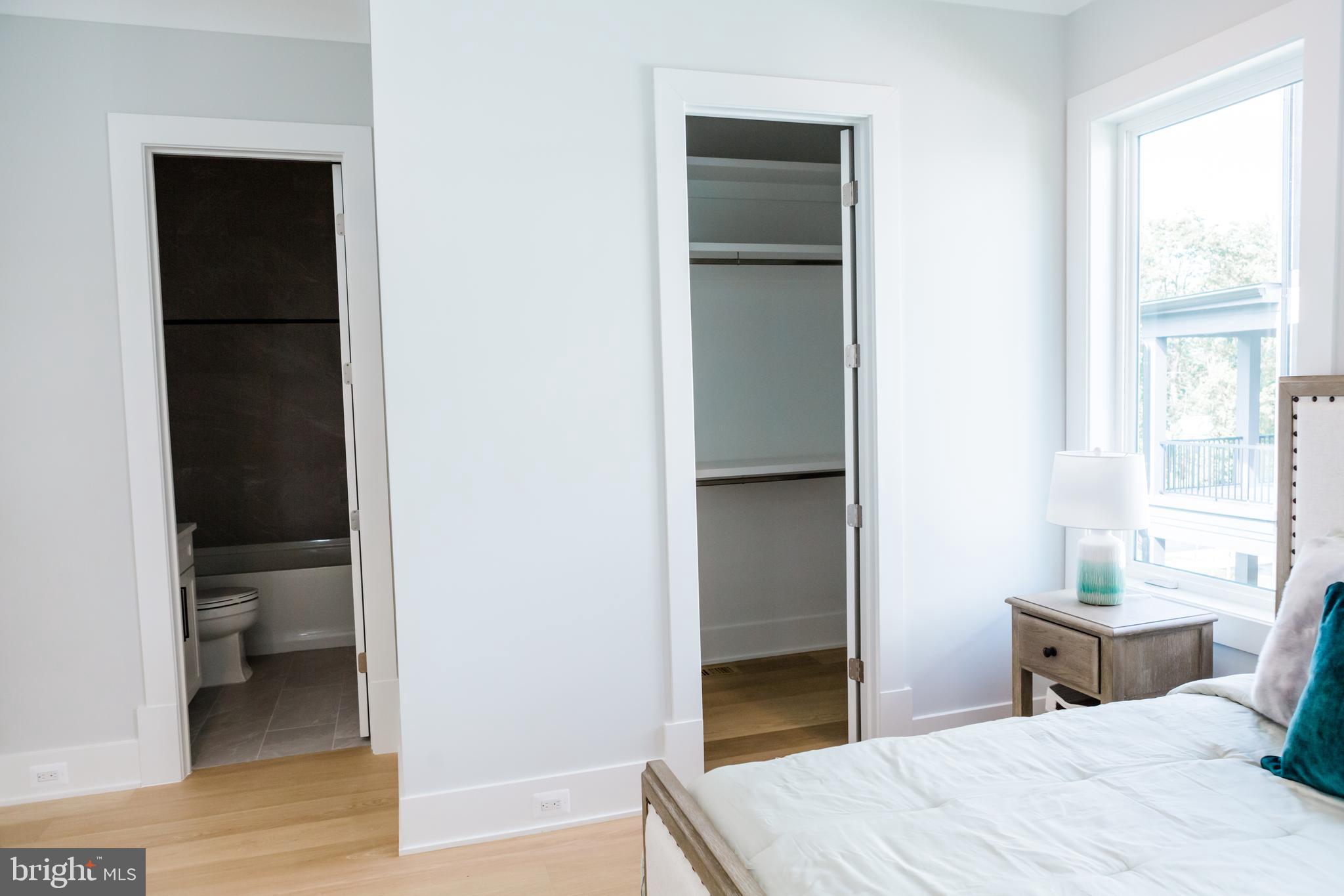 WEST LANGLEY - Residential