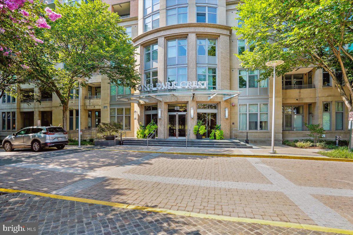 Spacious and beautifully maintained 2-bedroom, 2 full bath condo on the 3rd floor of sought-after One Park Crest. Featuring an open-concept layout with well-defined dining, living, and family room areas, this home offers both flow and functionality. The gourmet kitchen is equipped with stainless steel appliances and a large center island, overlooking the expansive living and family rooms—perfect for everyday living and entertaining. Enjoy a large wraparound balcony extending from the bedrooms and living space, offering serene views of the courtyard. Brand-new HVAC provides added comfort and peace of mind. Includes two assigned garage parking spaces. Condo fee covers water, gas, and trash, enhancing convenience and value. Ideally located near shopping, dining, and major commuter routes.