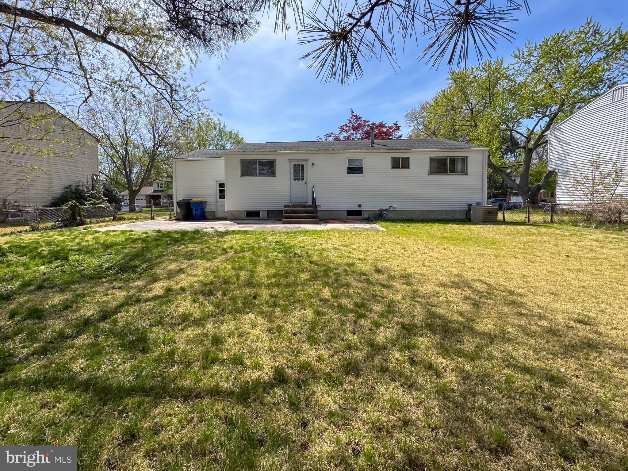 SCHOOLVIEW - Residential