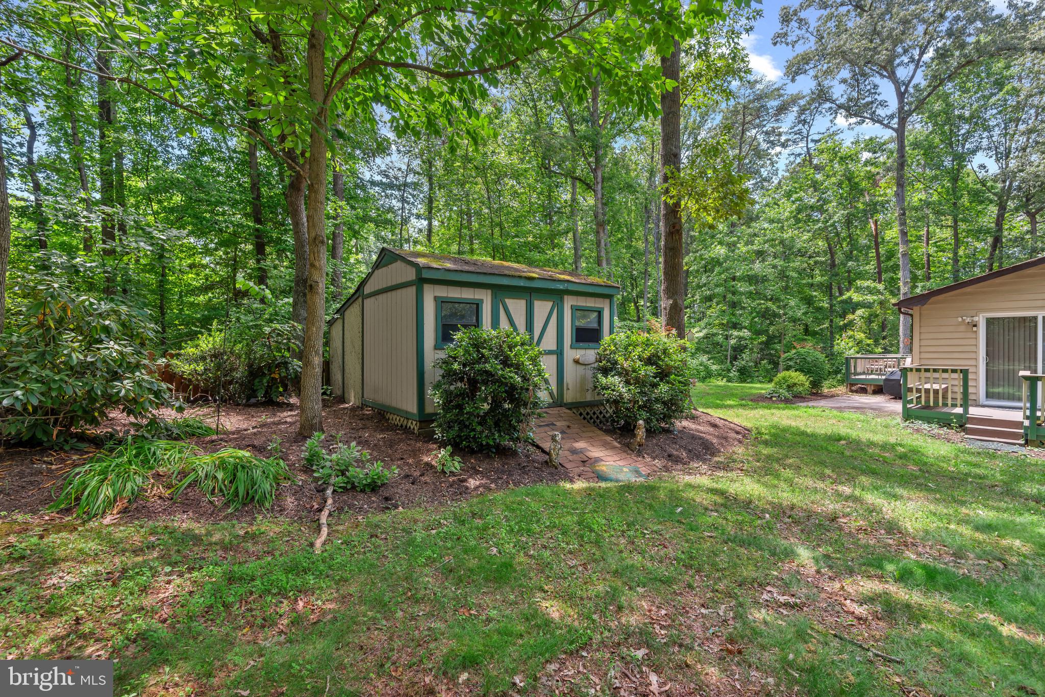 LAKE LAND OR - Residential
