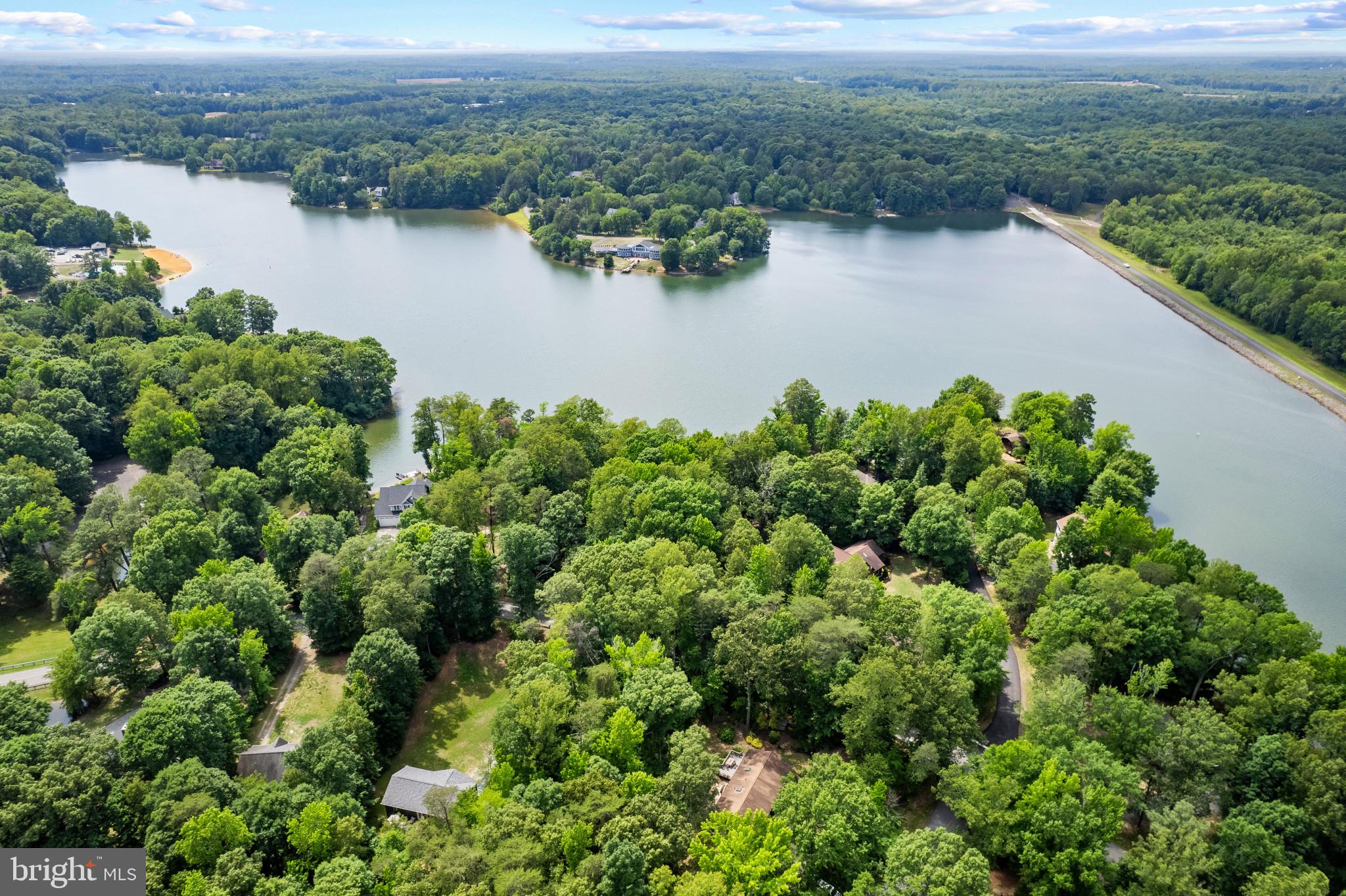 LAKE LAND OR - Residential