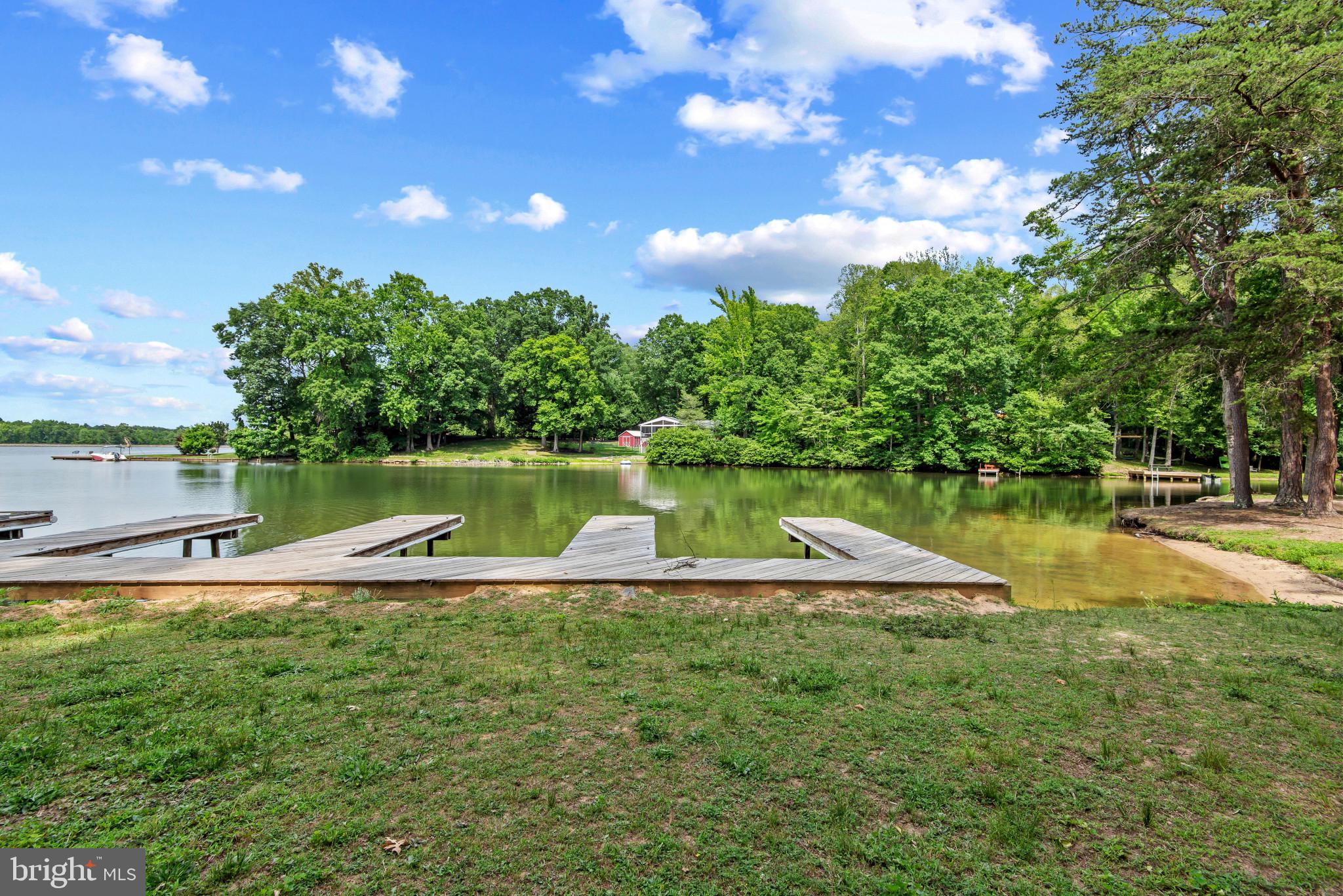 LAKE LAND OR - Residential