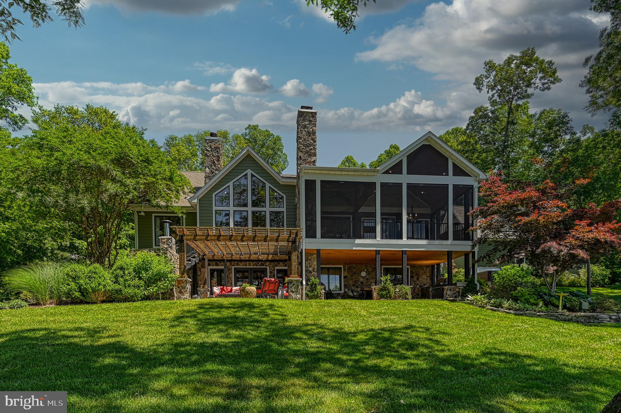 SARA SCOTT ESTATE - Residential