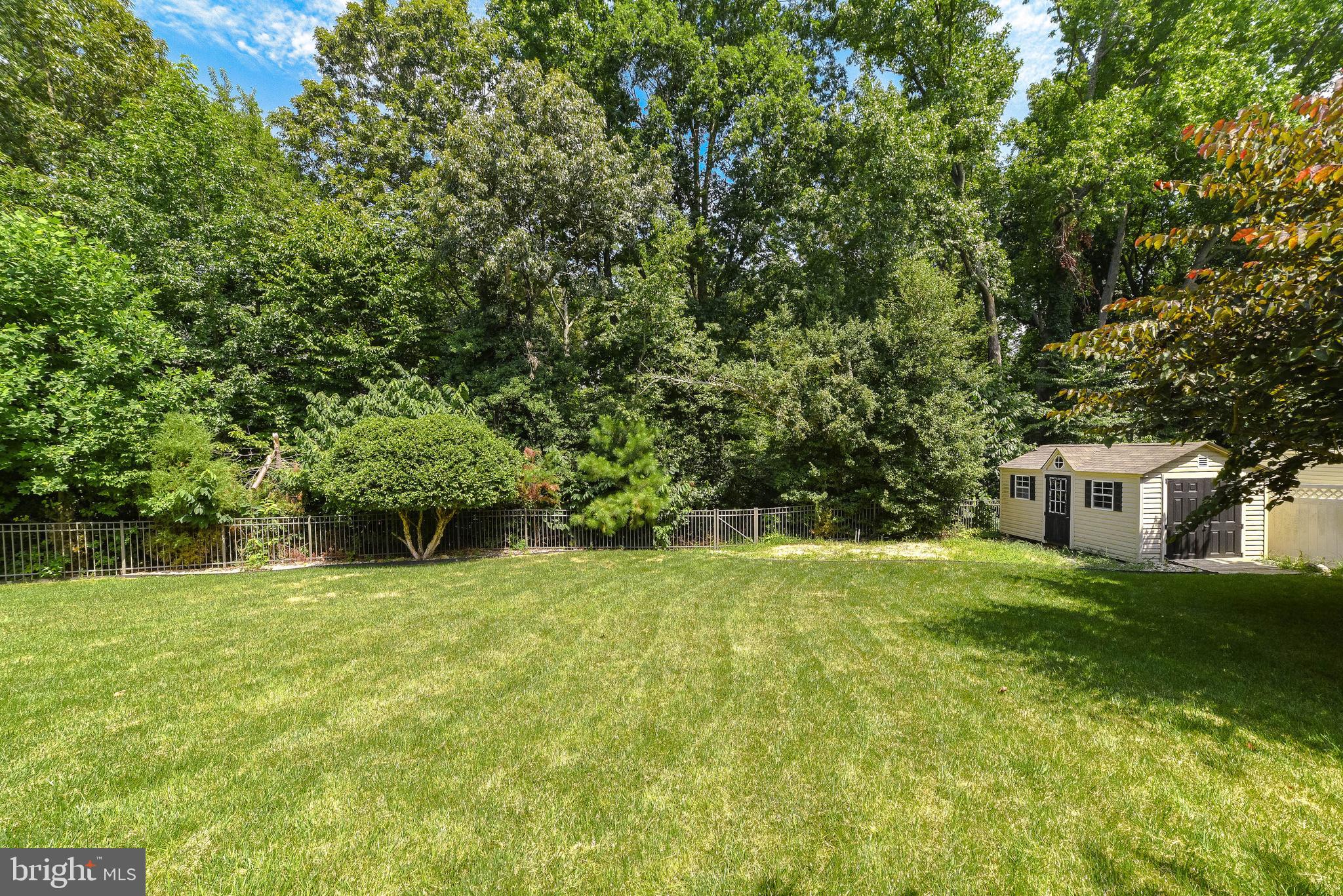 LEONARDS GRANT - Residential