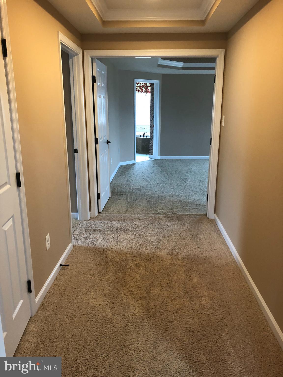 SEVEN HILLS - Residential
