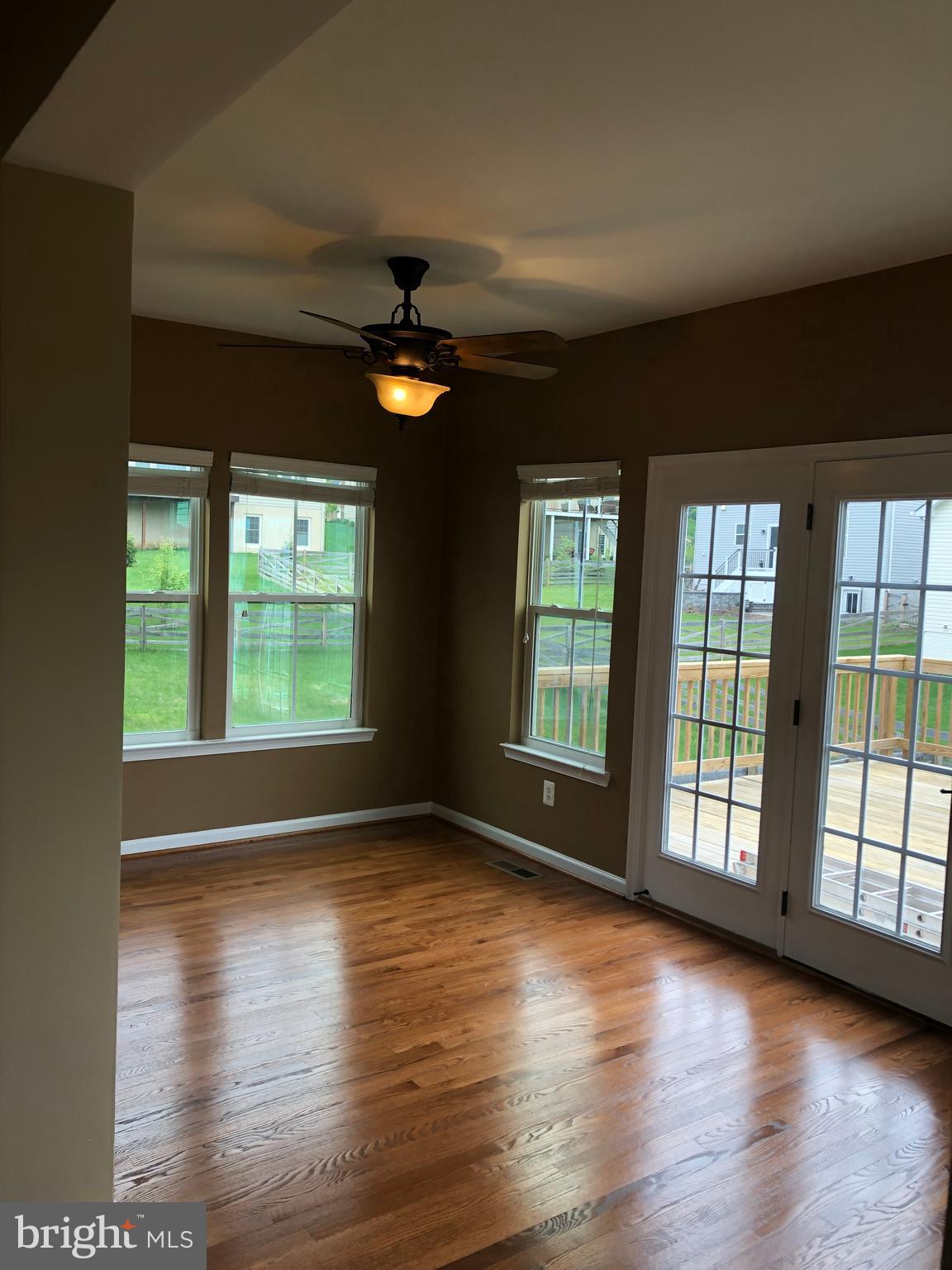 SEVEN HILLS - Residential