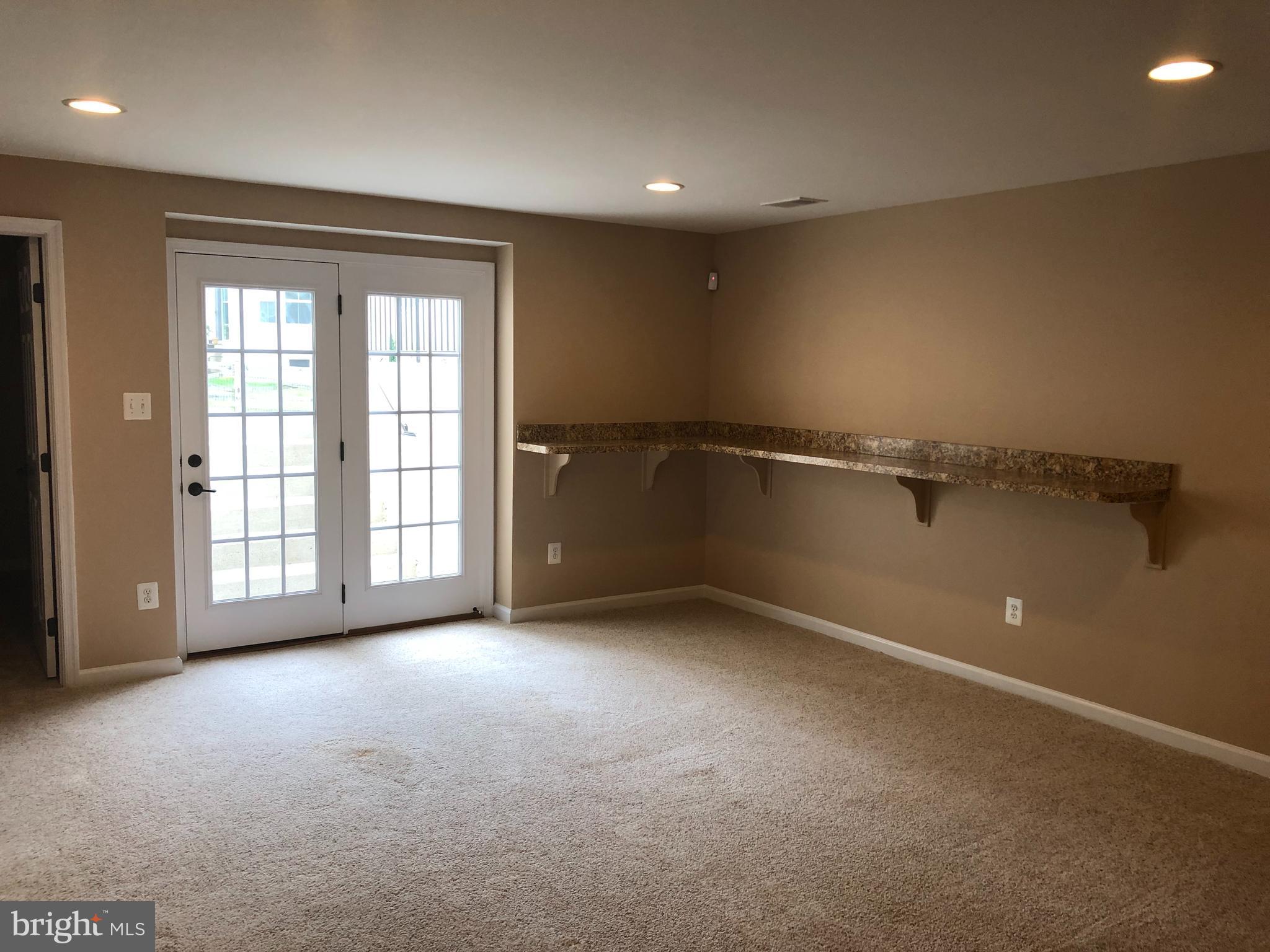 SEVEN HILLS - Residential