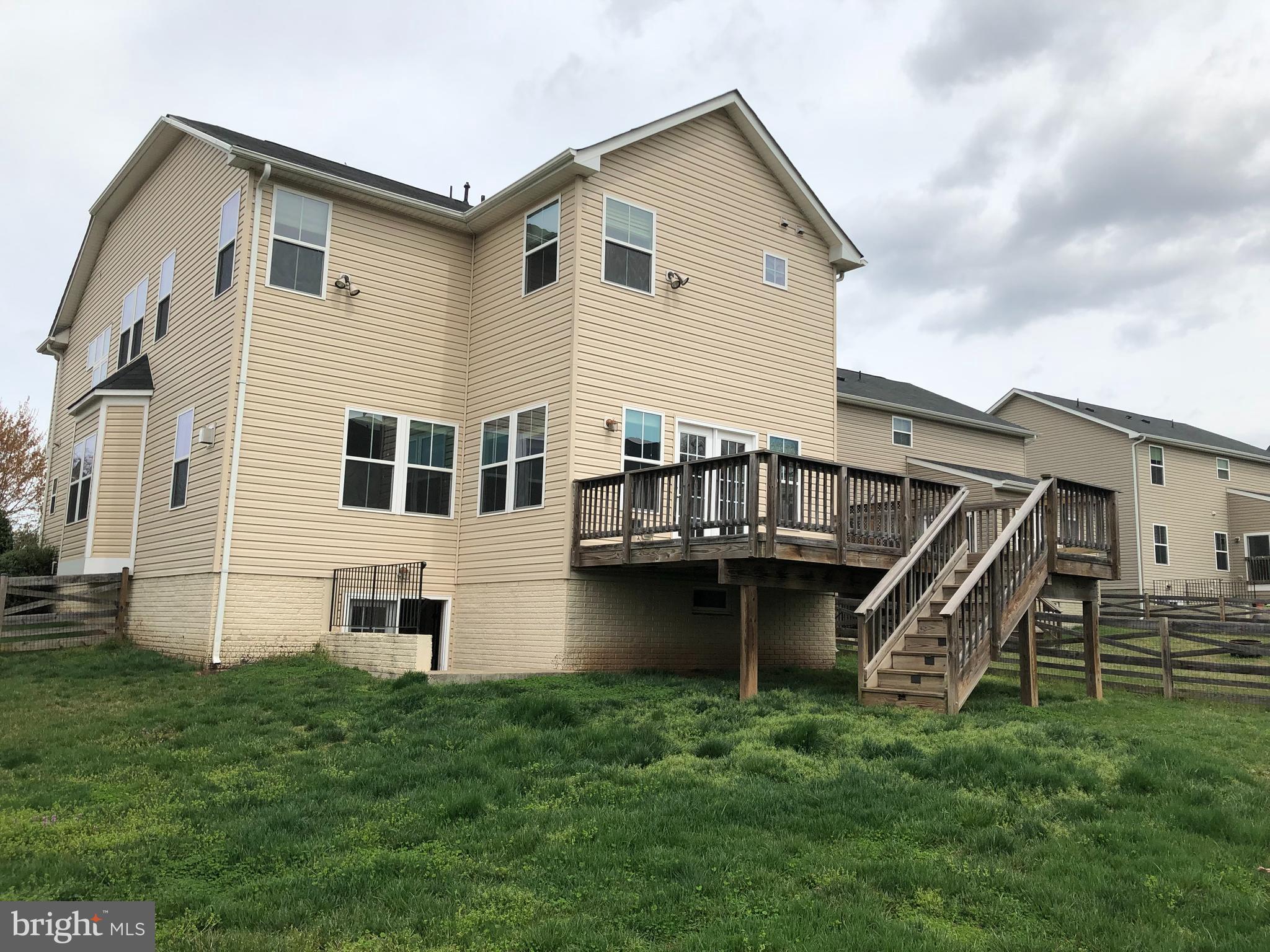 SEVEN HILLS - Residential