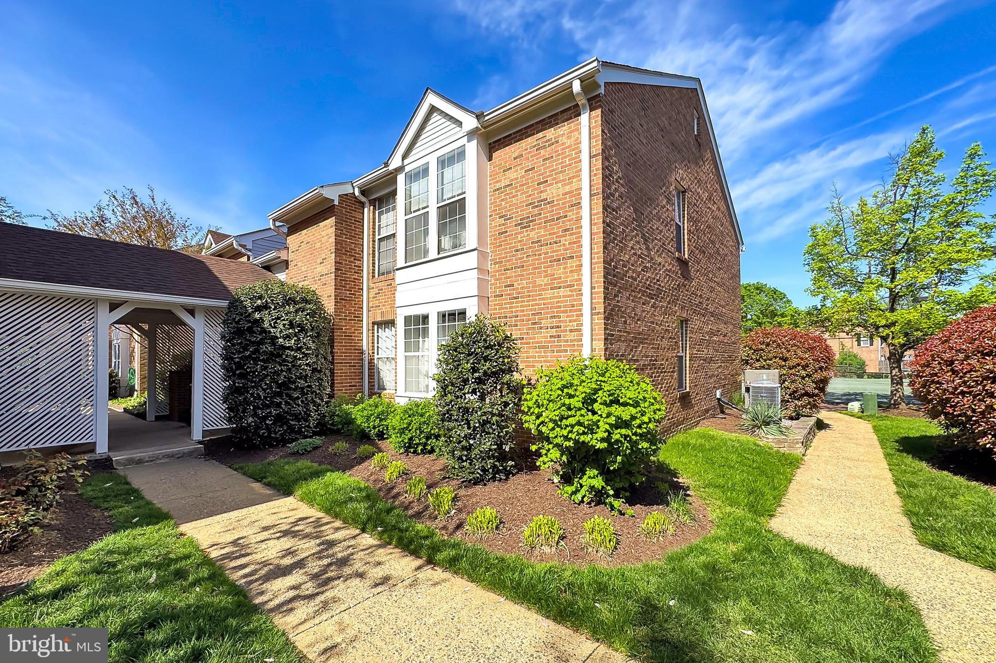 WINDGATE III - Residential
