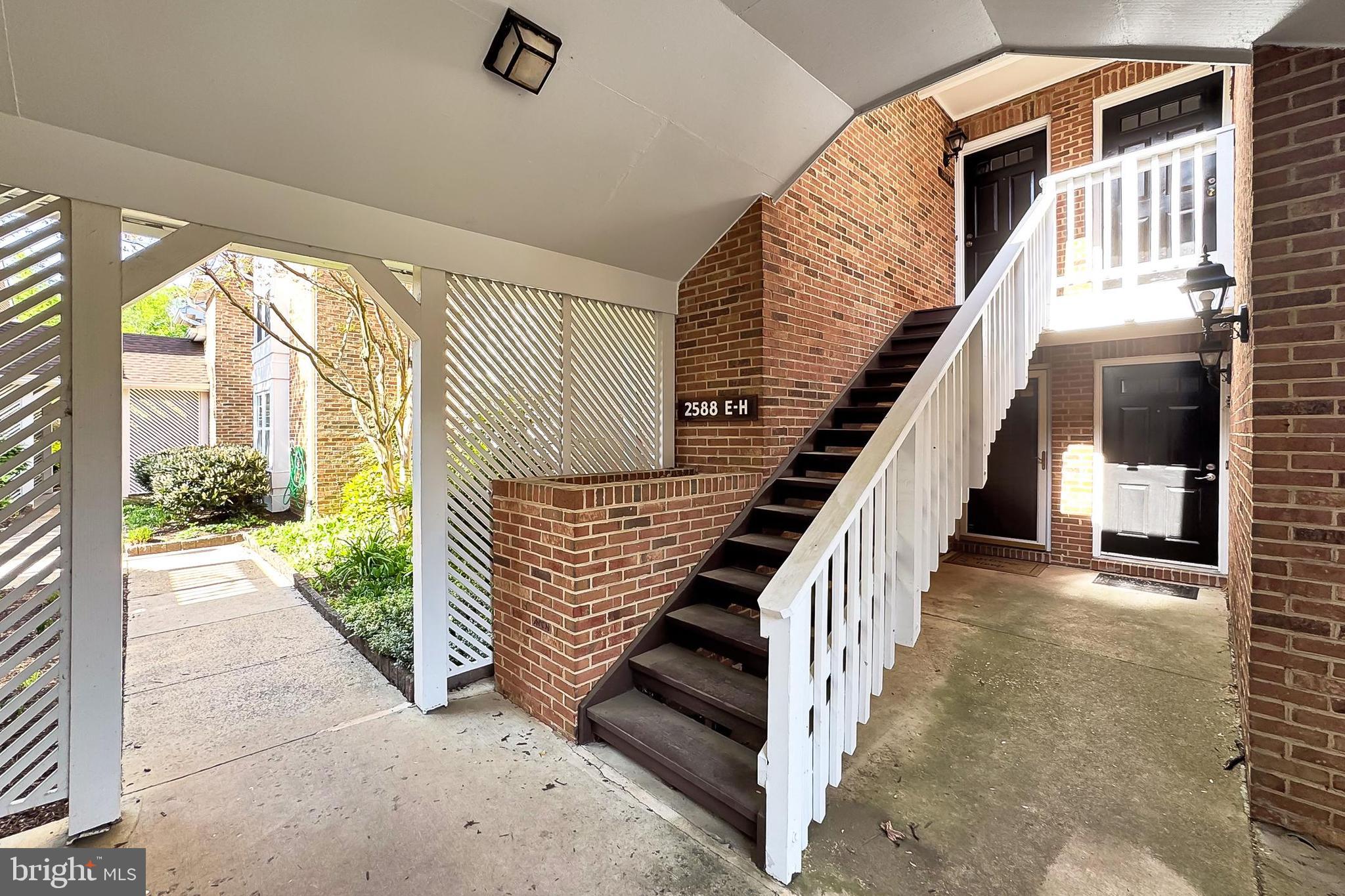 WINDGATE III - Residential