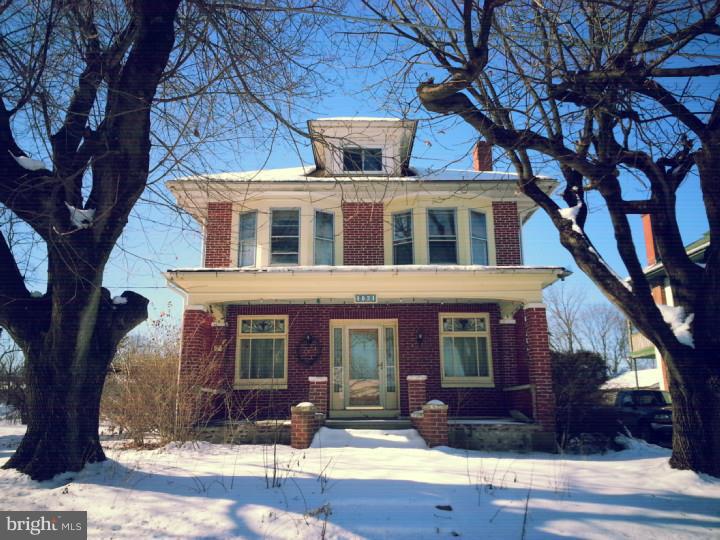 Excellent opportunity!  Large and charming home could be lovely once again.  Generous room sizes, 2 car garage and charm of days gone by are just some of the amenities this home has to offer.  Property being sold as-is, no SDS, corporate addendums apply.  Buyer is responsible for any municipal inspections/repairs as required.  Call today for your personal tour.
