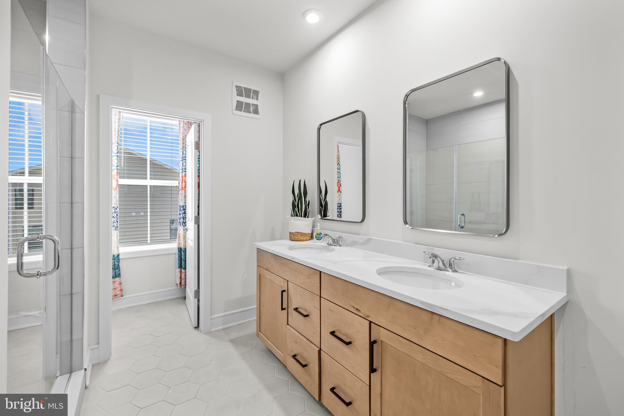 DEMOTT & SILVER - Residential