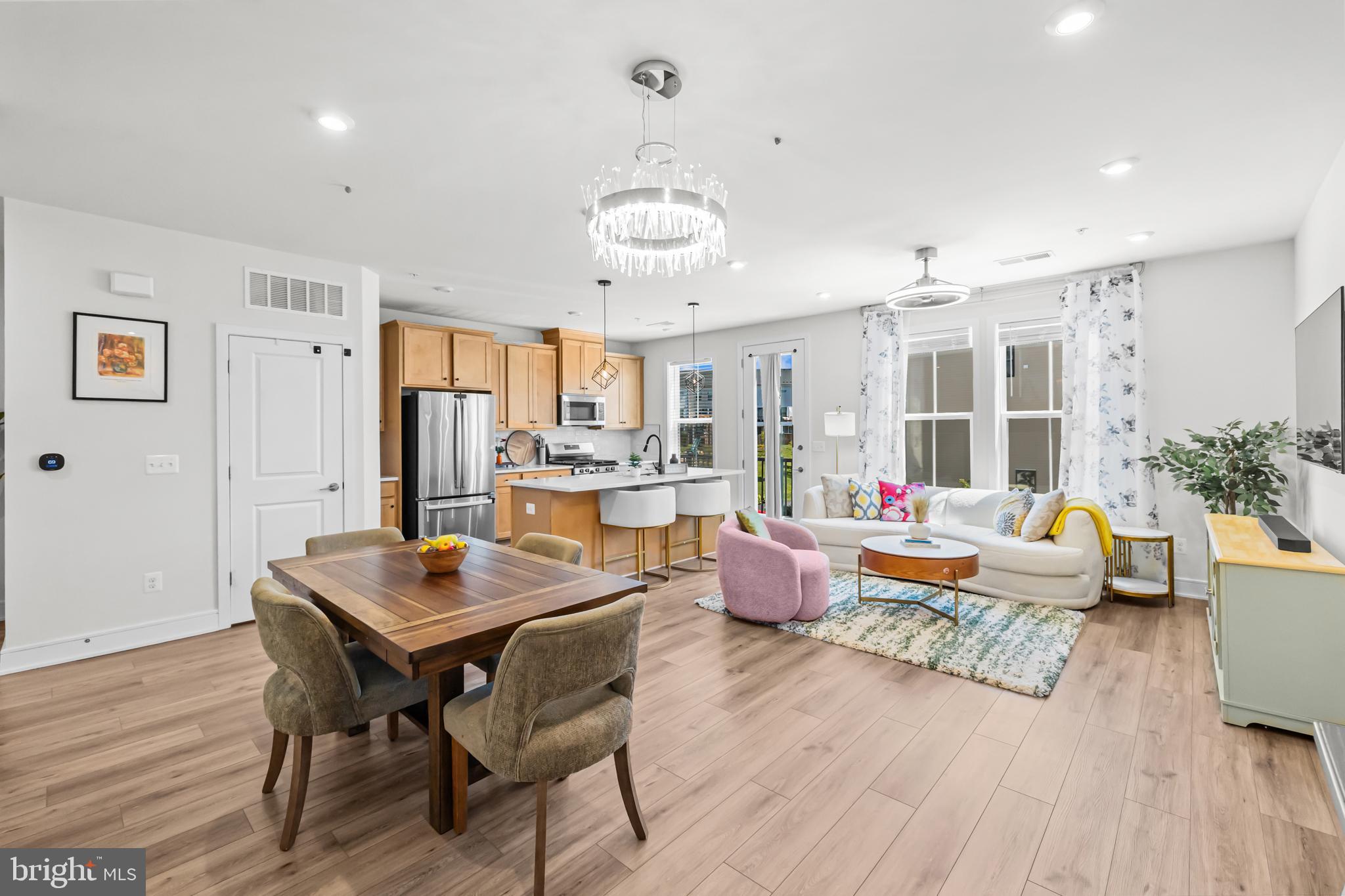 DEMOTT & SILVER - Residential