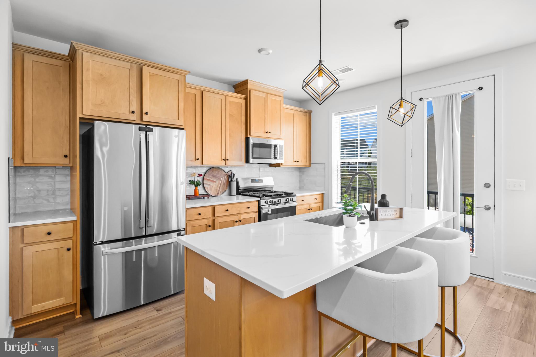 DEMOTT & SILVER - Residential