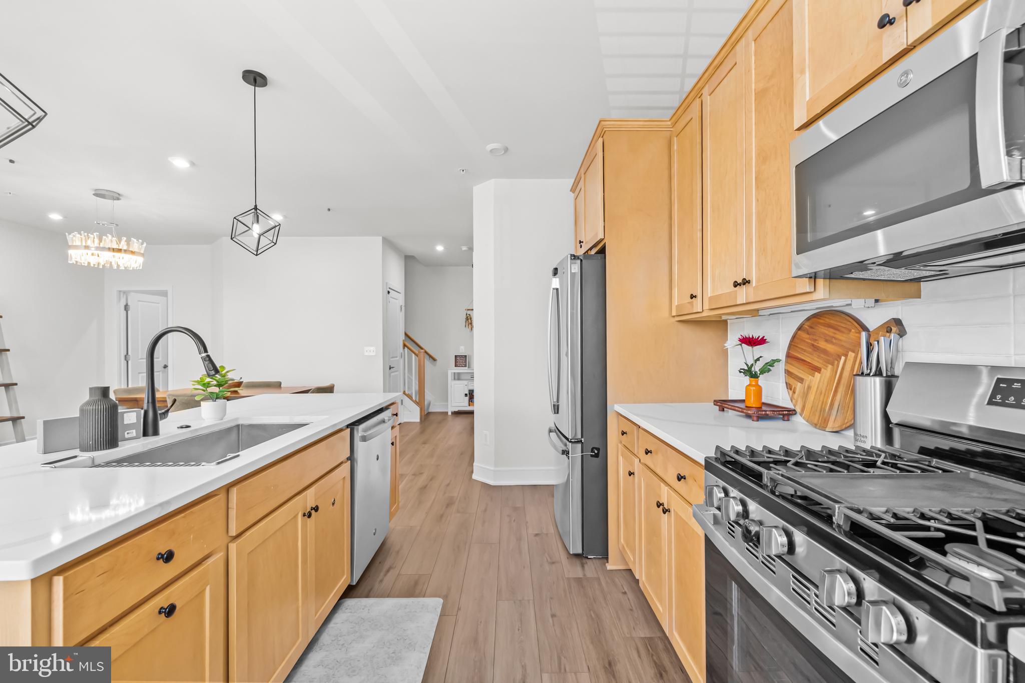 DEMOTT & SILVER - Residential