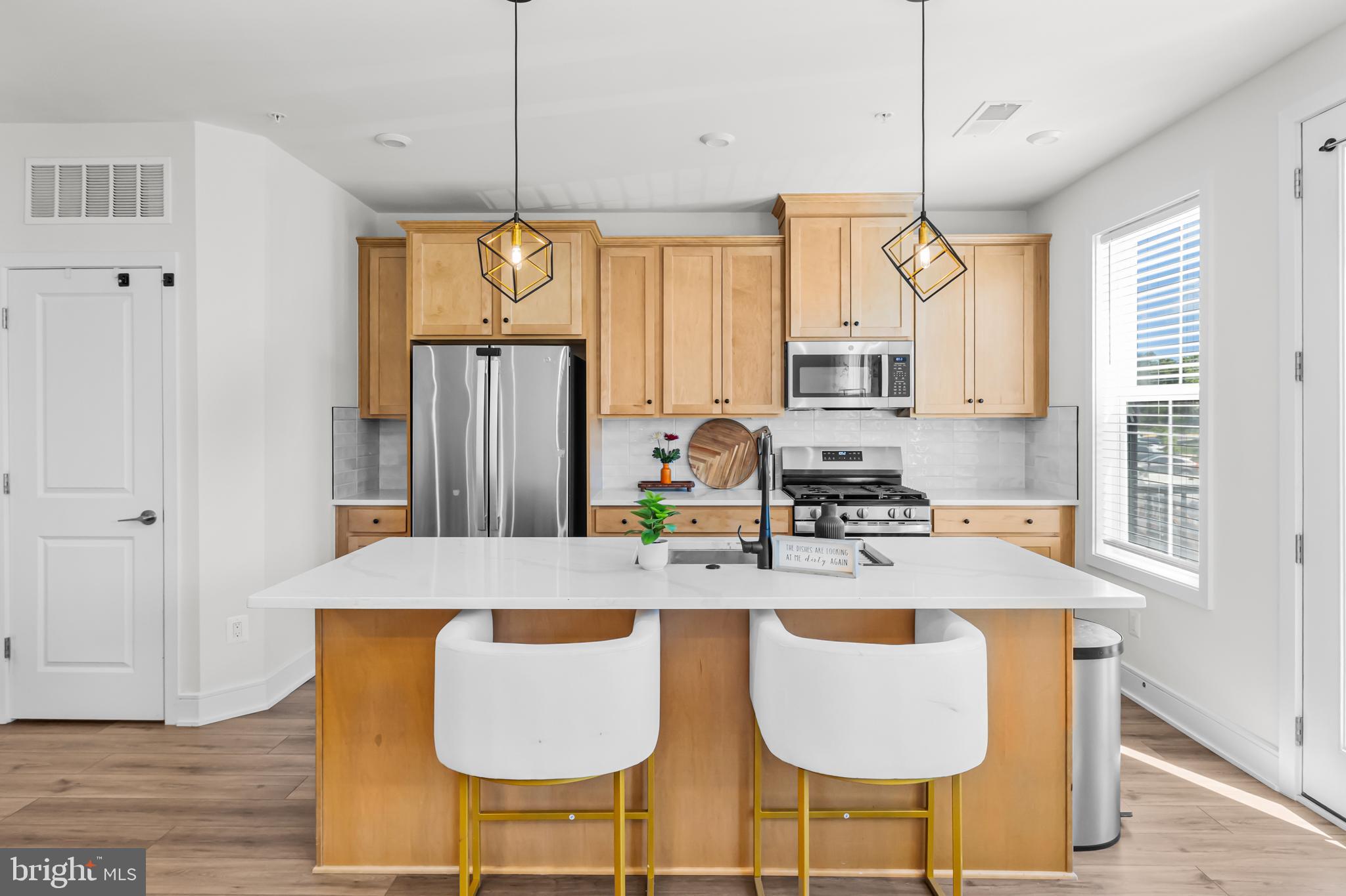 DEMOTT & SILVER - Residential