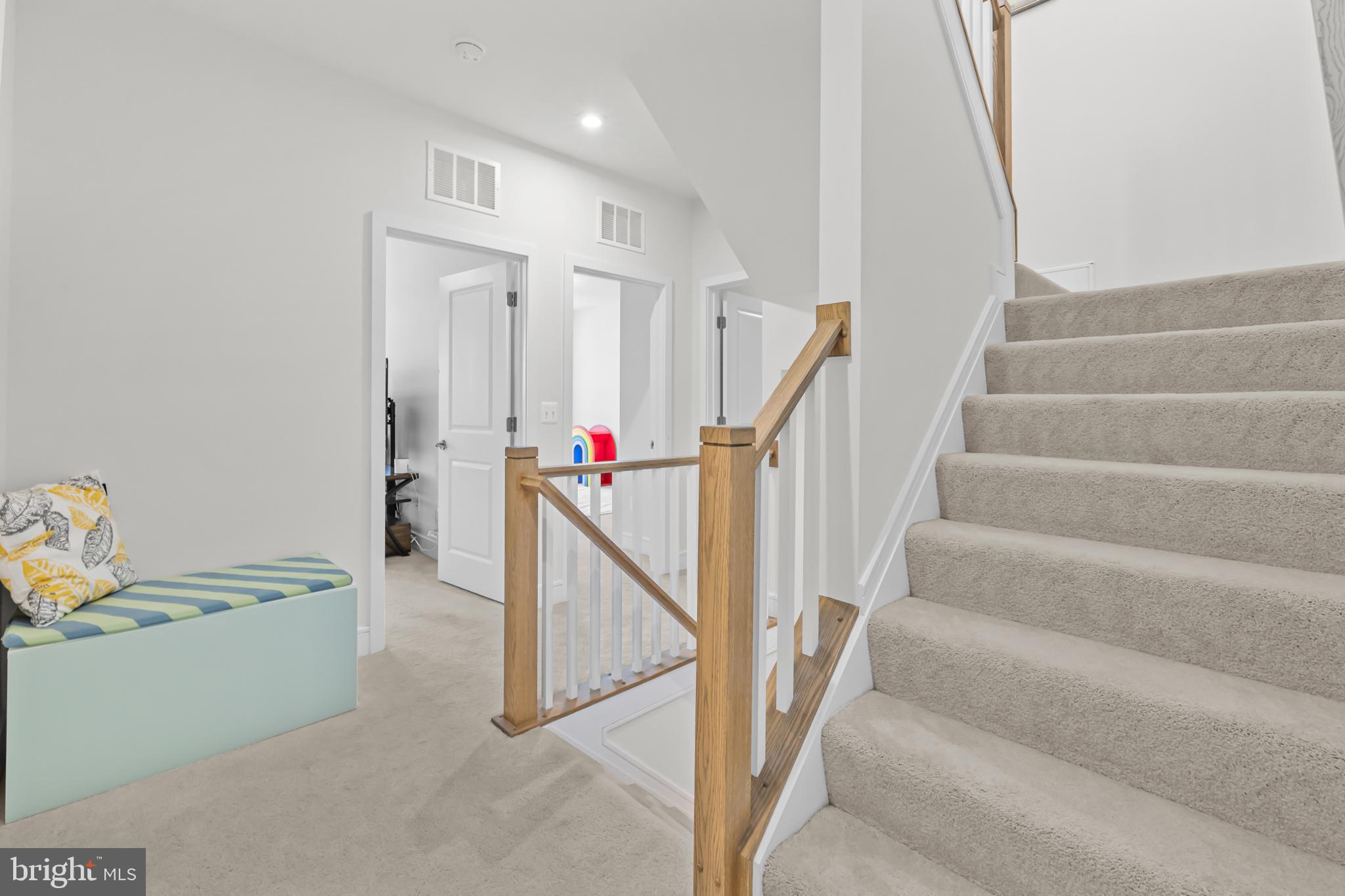 DEMOTT & SILVER - Residential