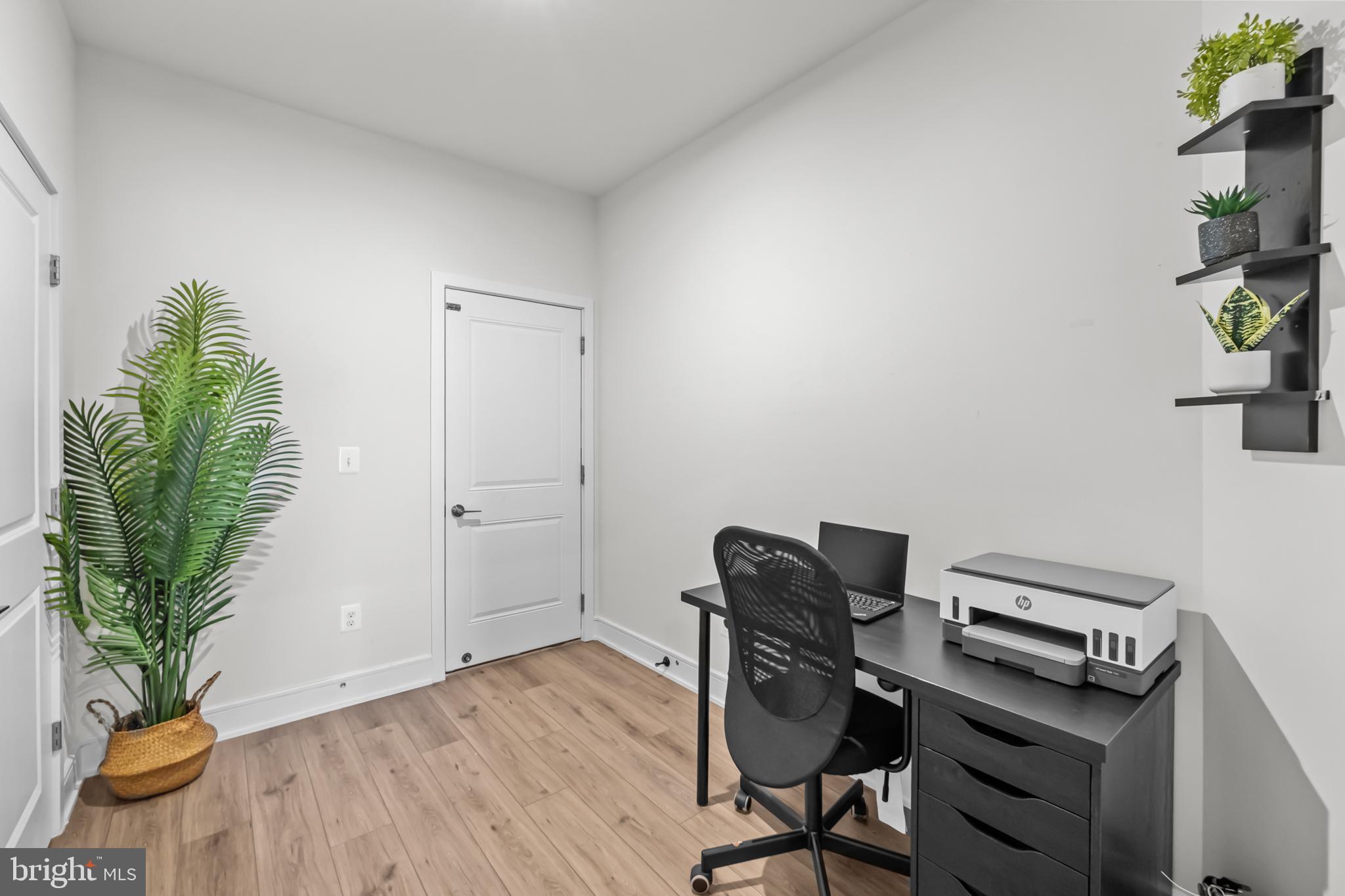 DEMOTT & SILVER - Residential