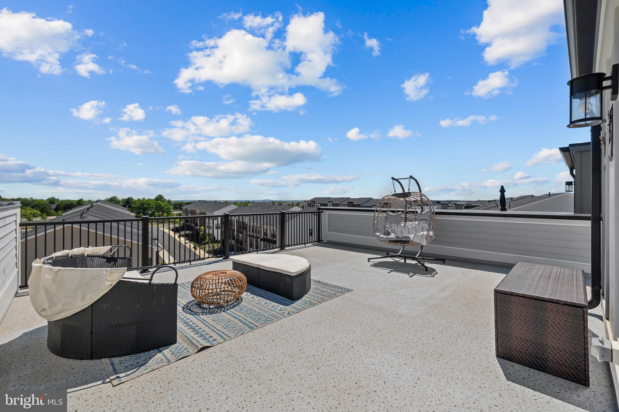 DEMOTT & SILVER - Residential