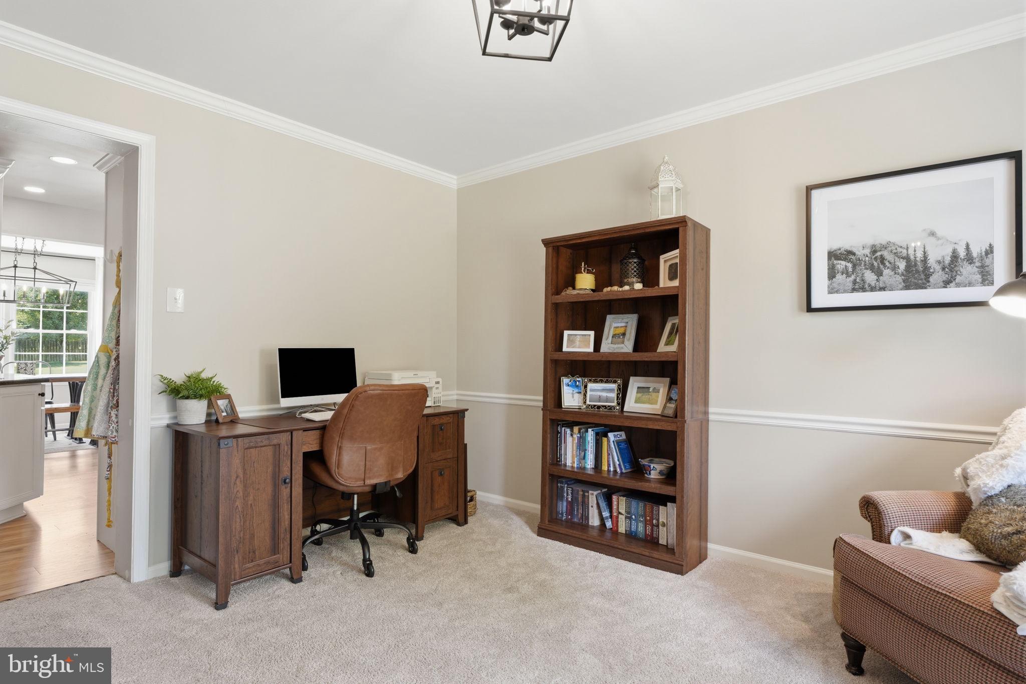 HAMPTON ESTS - Residential