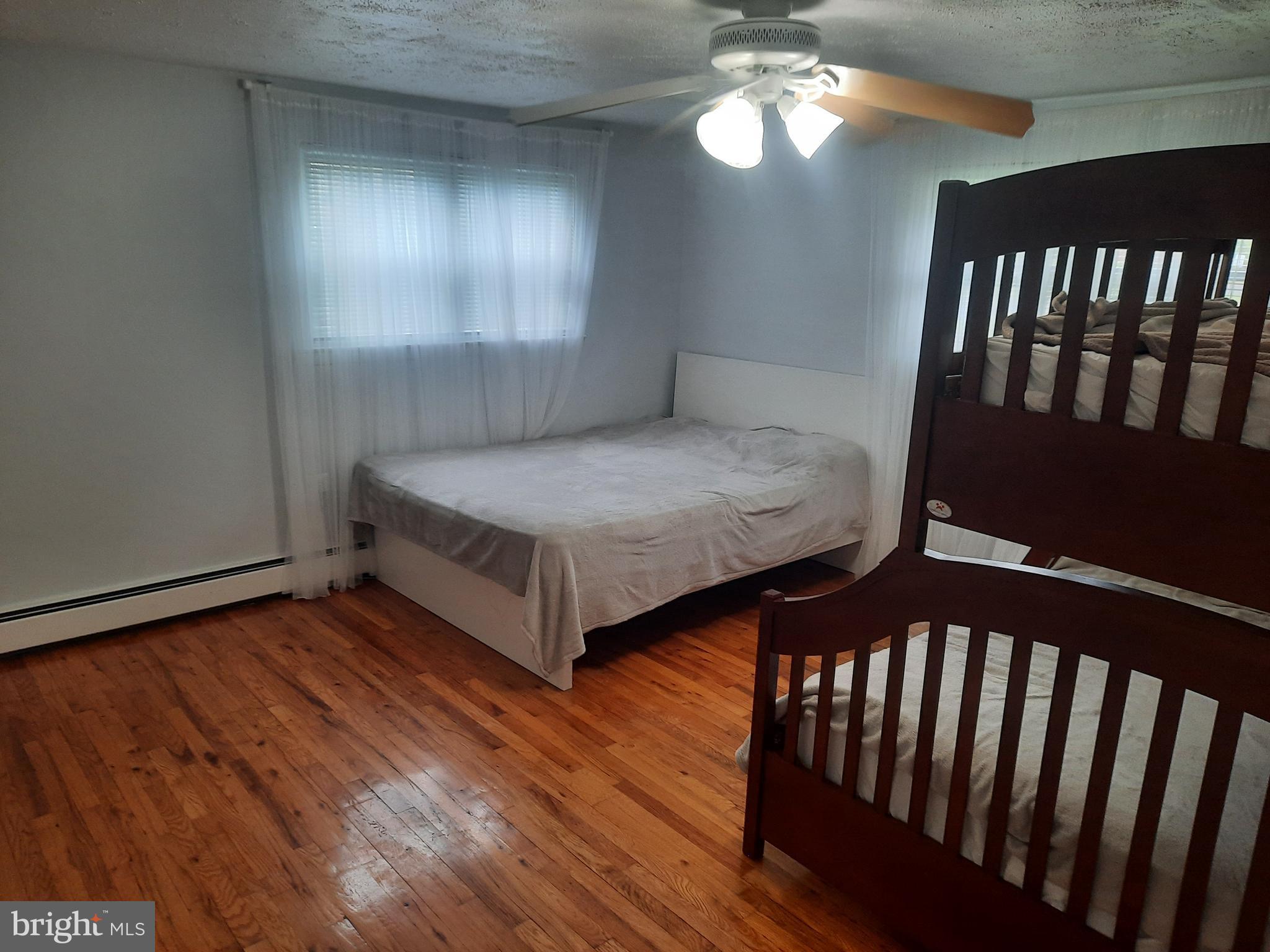 MEADOW WOOD - Residential