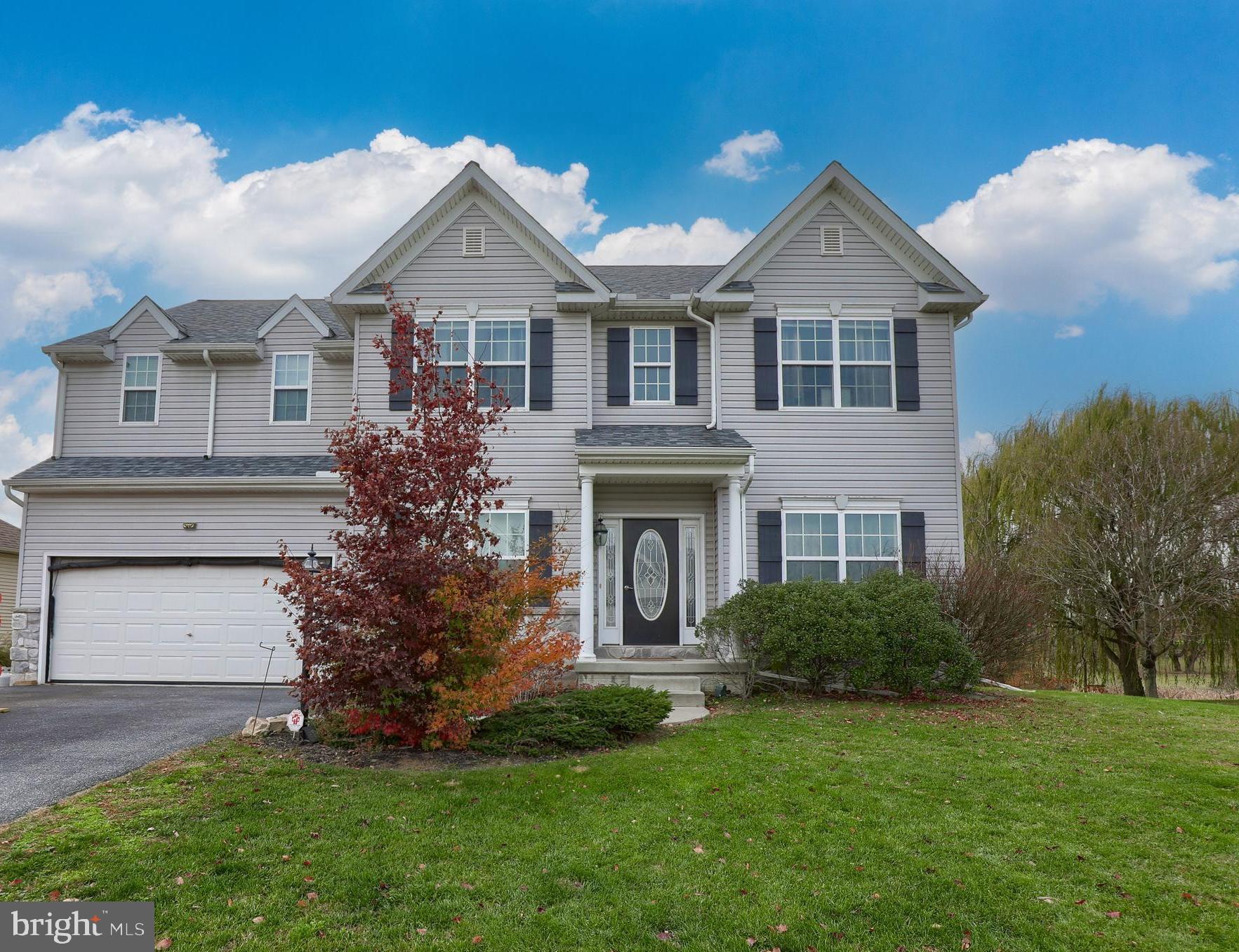 Introducing 27 Jewel Dr. in the desirable CLEARBROOKE neighborhood of Mount Joy! This stunning property, priced at an attractive $450,000, features 4 bedrooms, 2.5 baths, and a private rear lot that spans over 1 acre. Enjoy the beauty of expansive views and ample room to play in this picturesque setting. Don't miss the chance to make this your dream home – a perfect blend of elegance and space for your family's comfort. Act fast, as opportunities like this are rare!