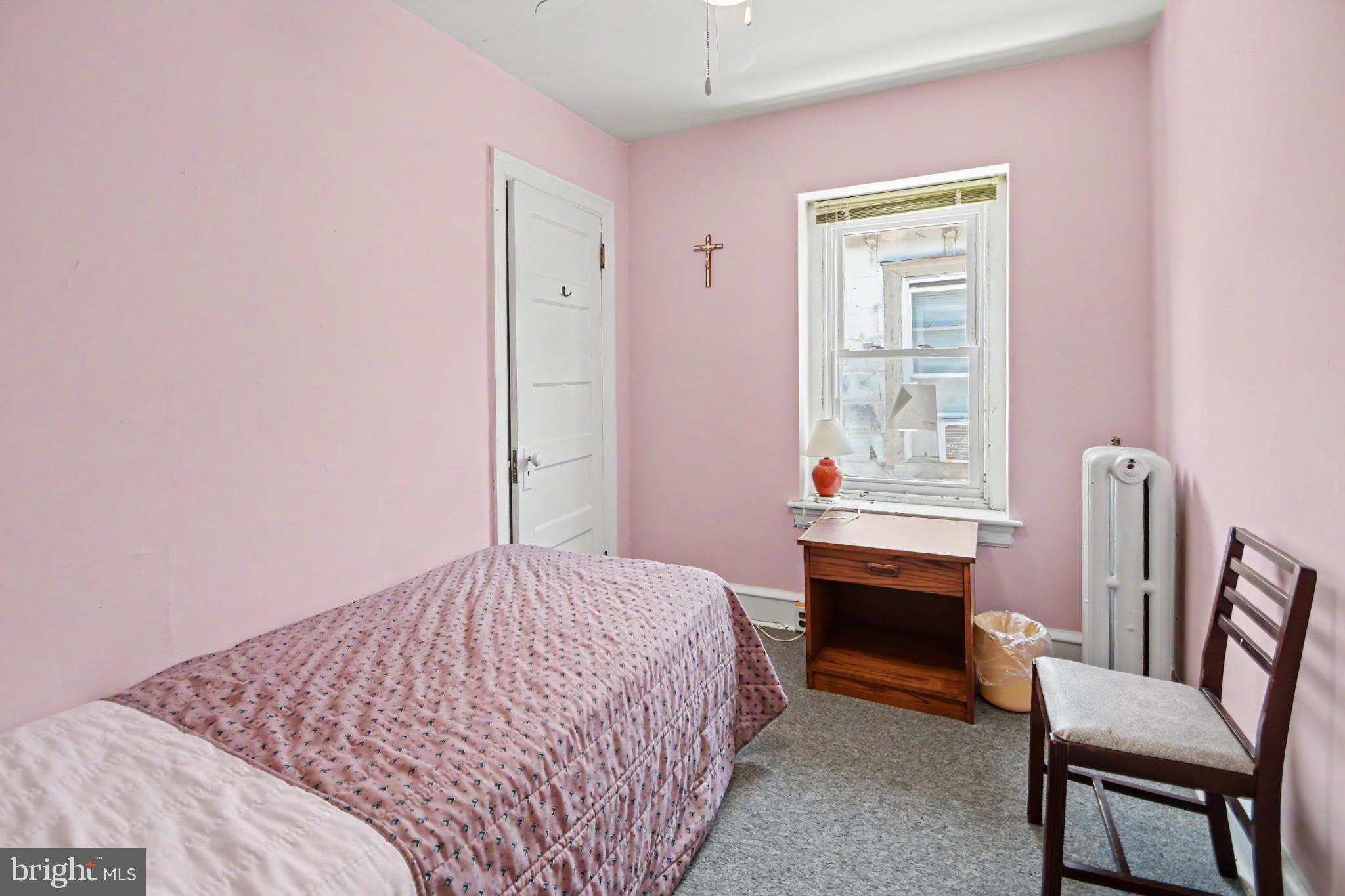 GERMANTOWN - Commercial Sale