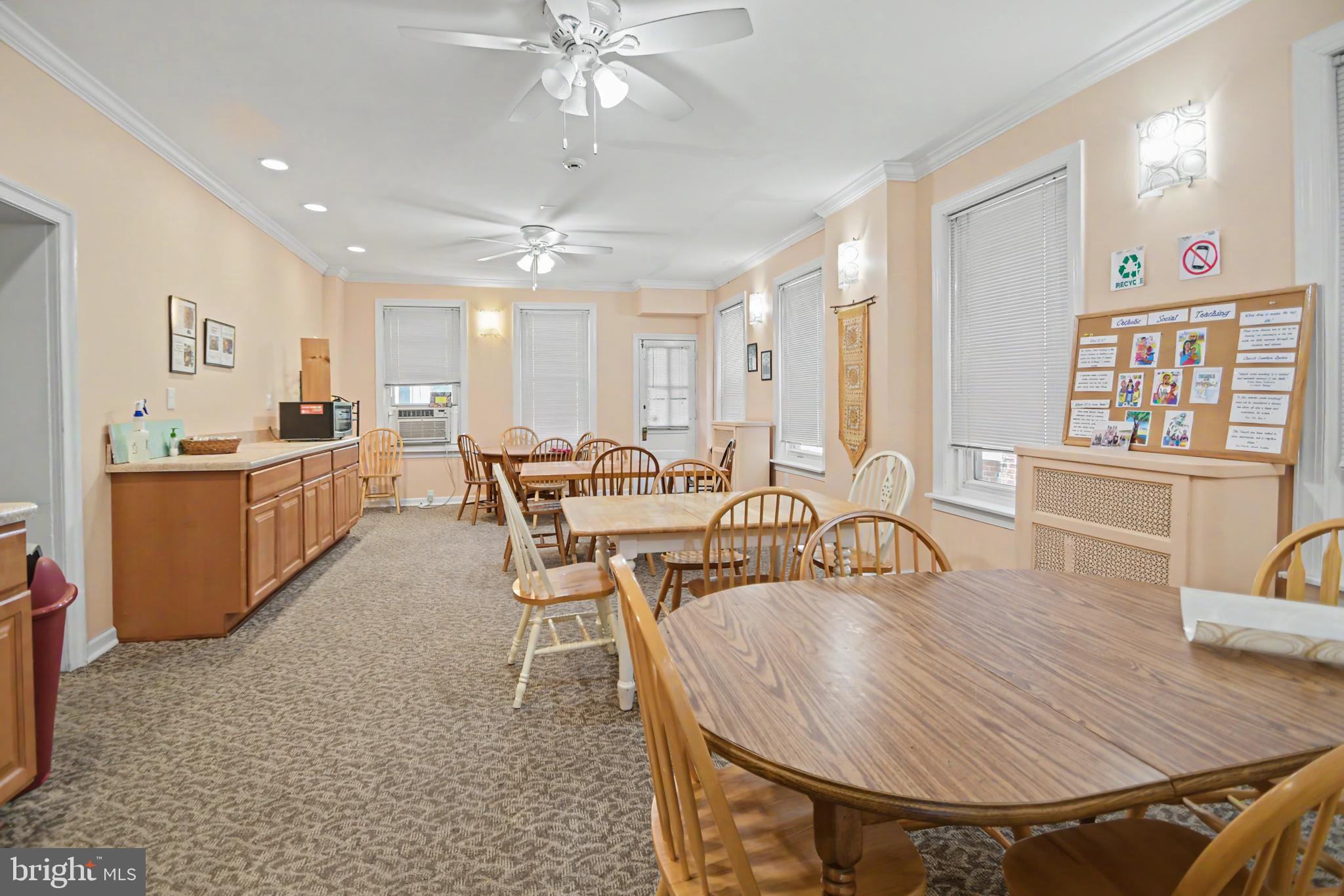 GERMANTOWN - Commercial Sale